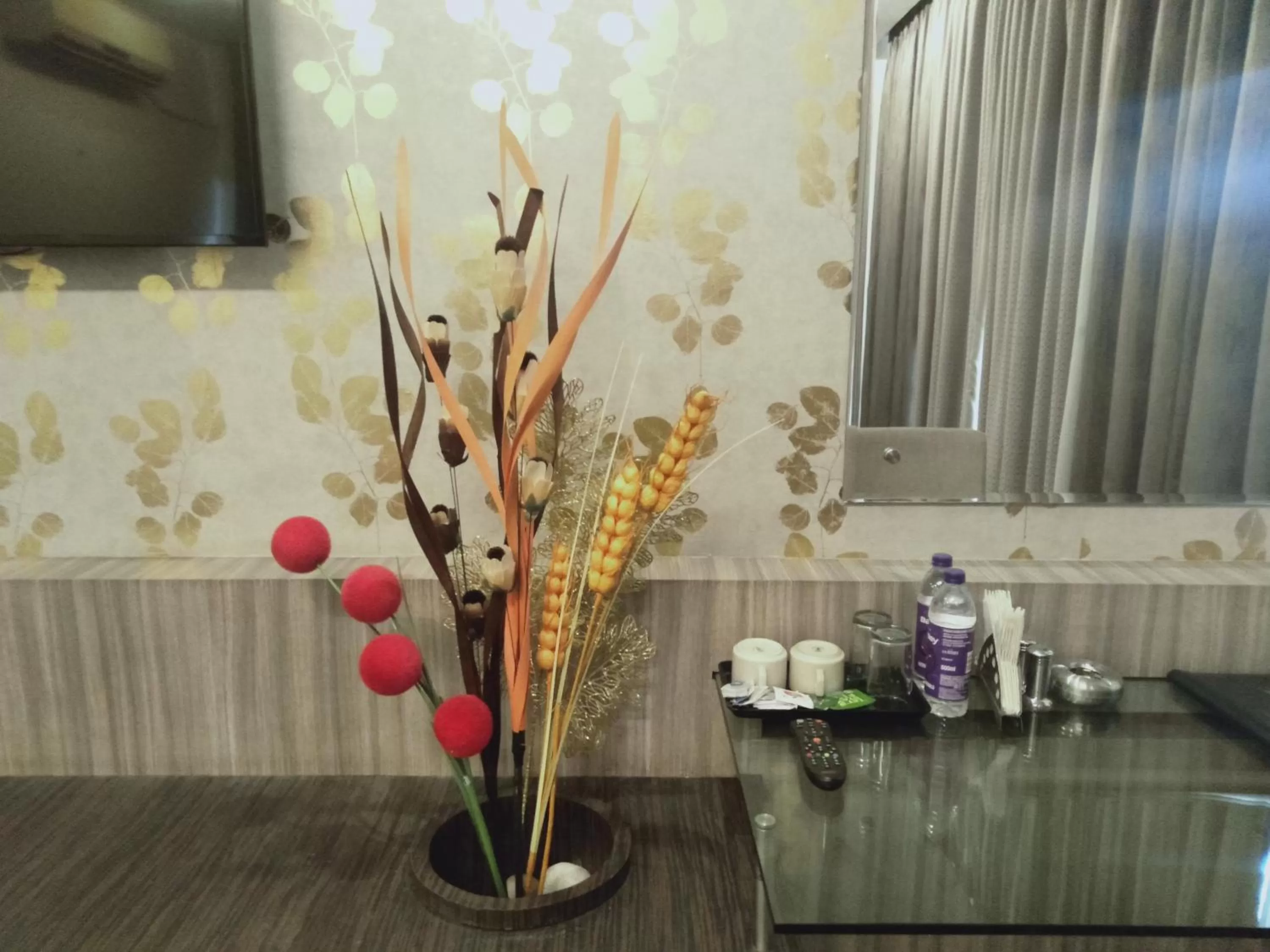 Coffee/tea facilities in Hotel Udayanraje Palace