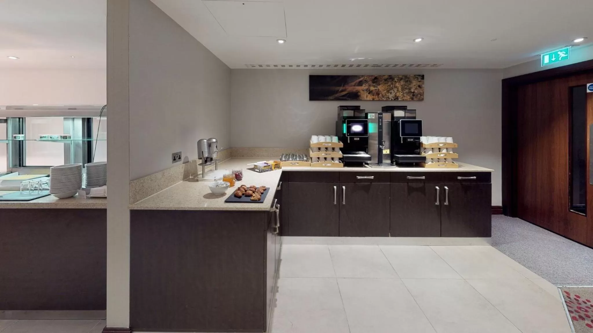 Breakfast in Holiday Inn London Kensington High St. by IHG