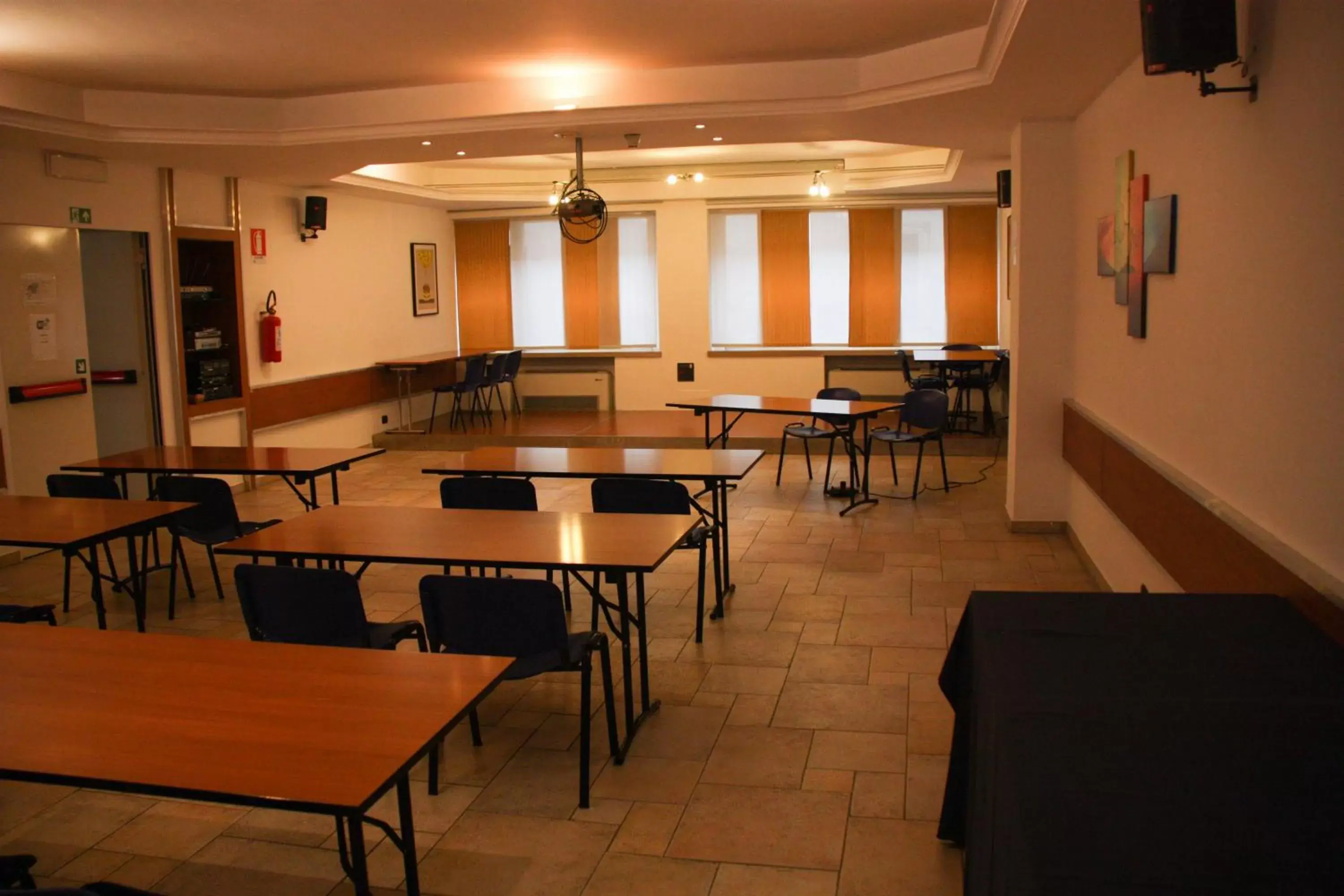 Meeting/conference room, Restaurant/Places to Eat in Hotel Lux