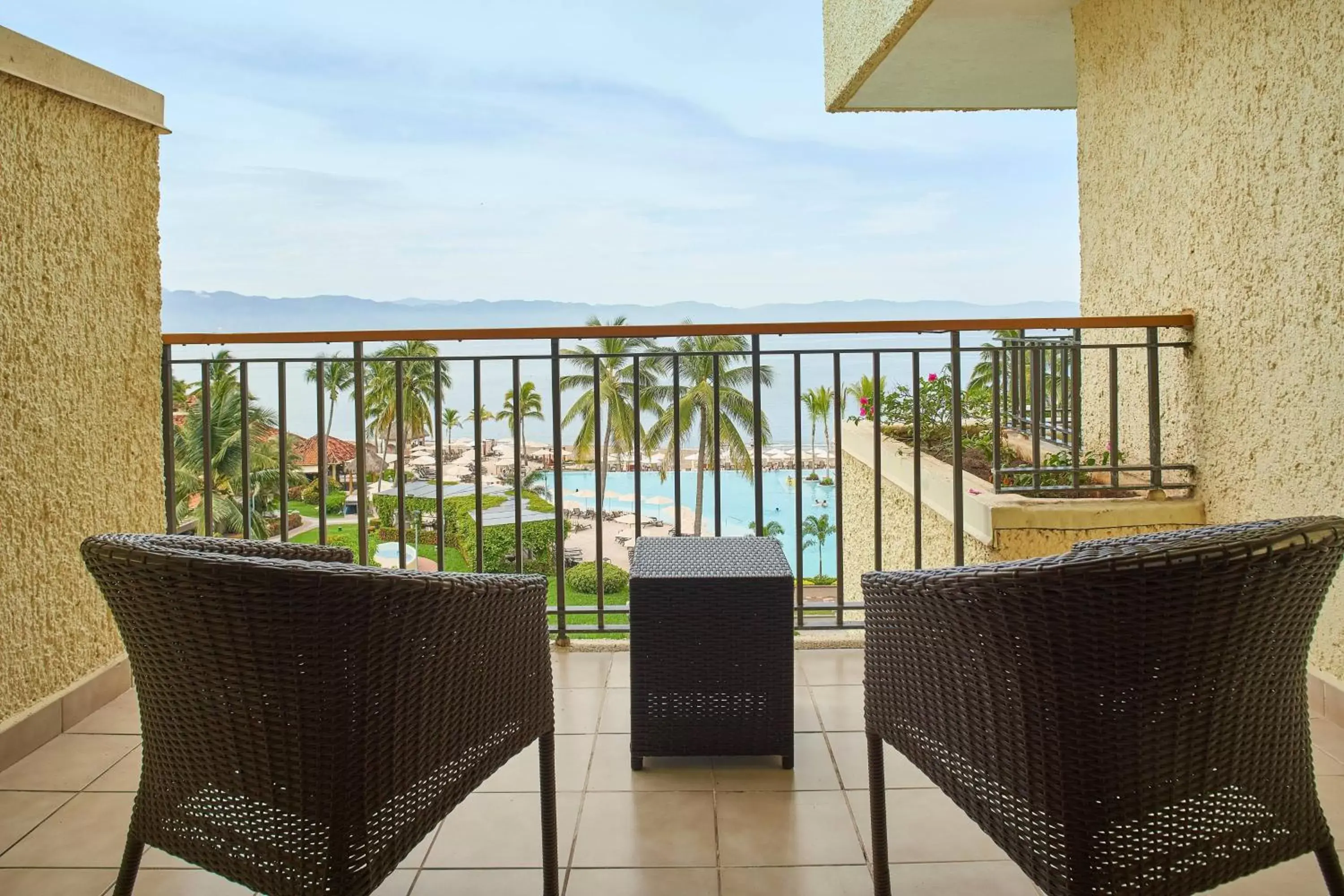 Swimming pool, Balcony/Terrace in Marriott Puerto Vallarta Resort & Spa