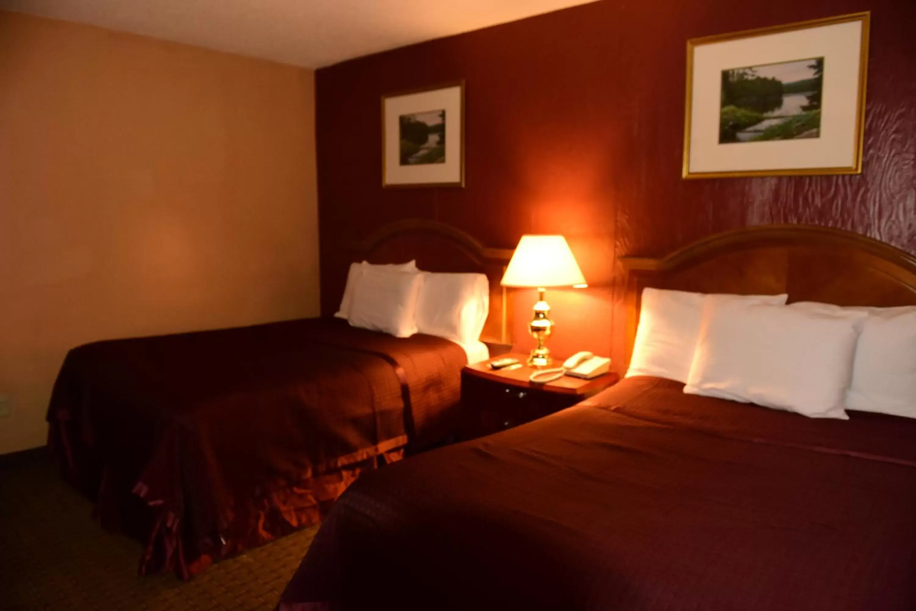 Photo of the whole room, Bed in Arbor Inn - Weymouth