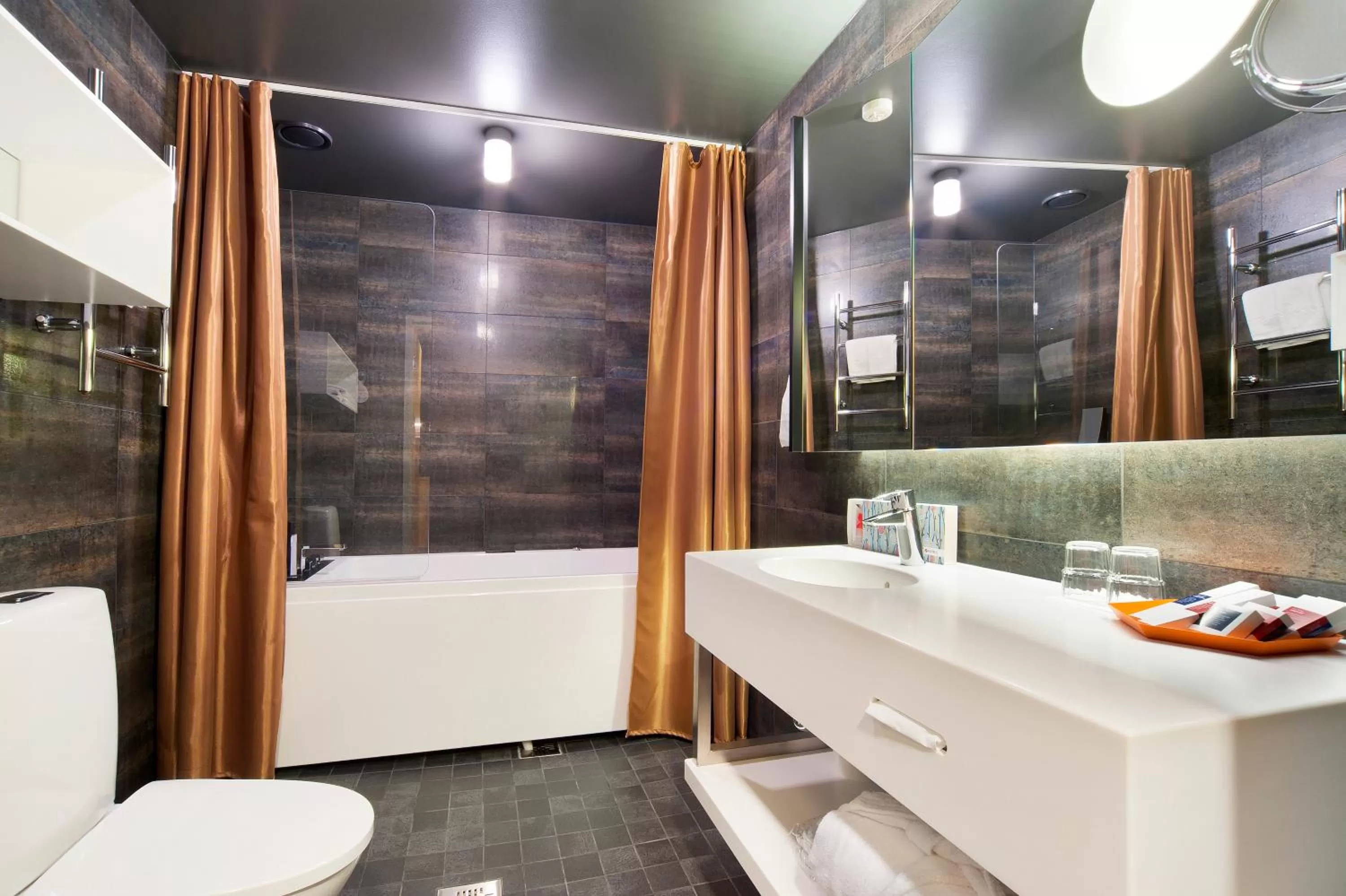 Bathroom in Original Sokos Hotel Vaakuna Rovaniemi