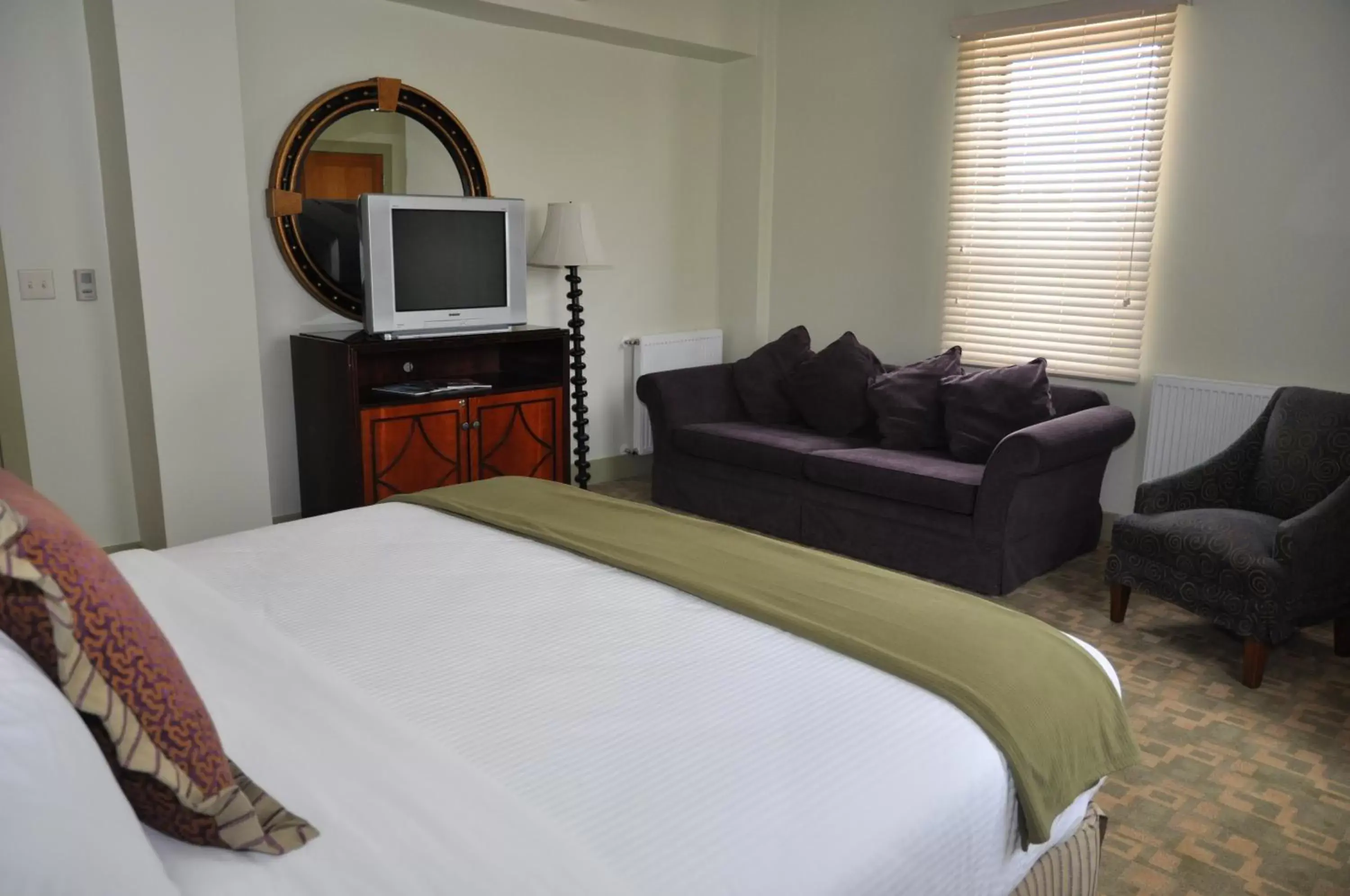 Bed in The Murray Hotel Bed in The Murray Hotel