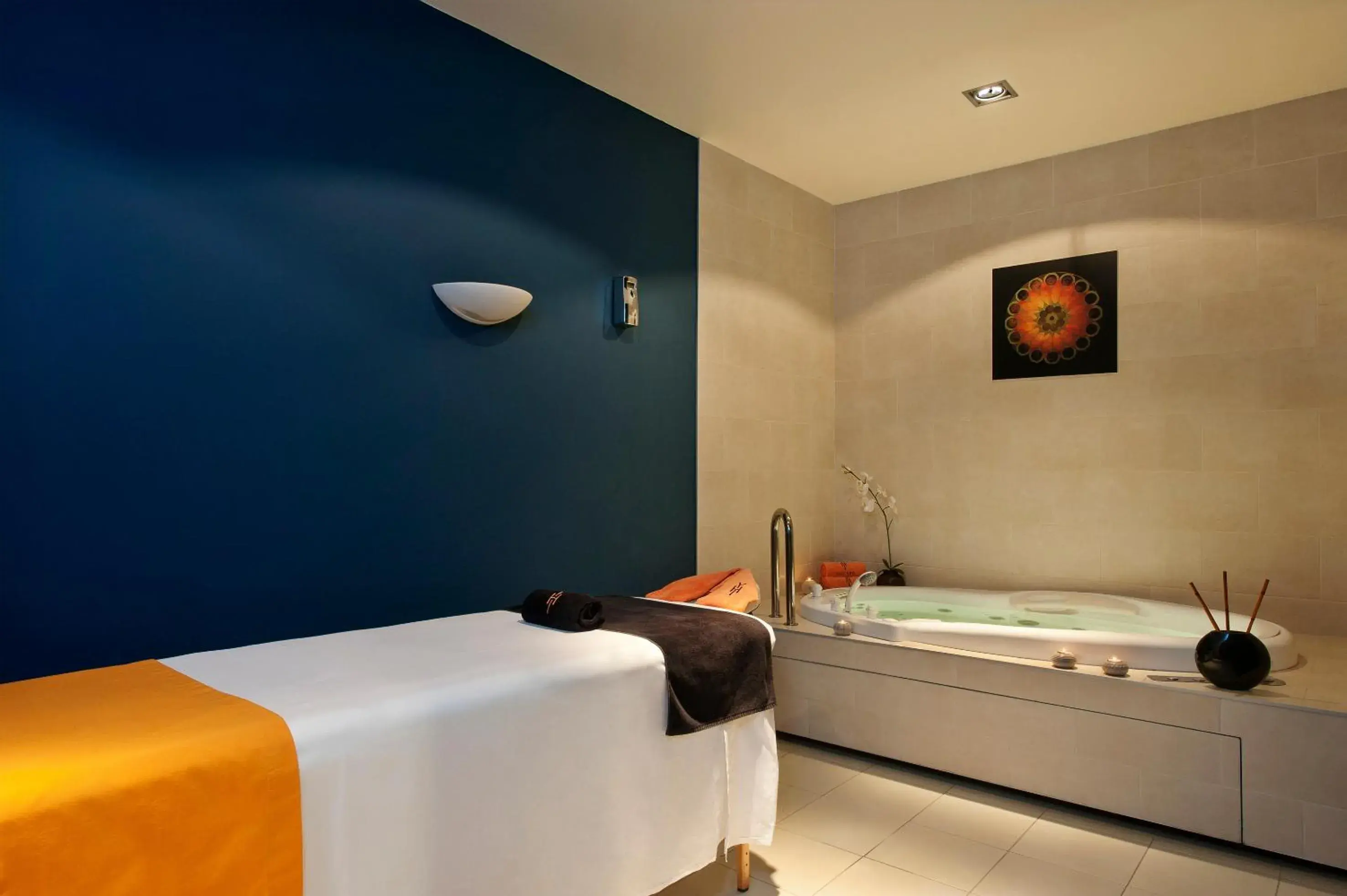 Spa and wellness centre/facilities, Bed in Melia Tortuga Beach - All Inclusive Spa and wellness centre/facilities, Bed in Melia Tortuga Beach - All Inclusive