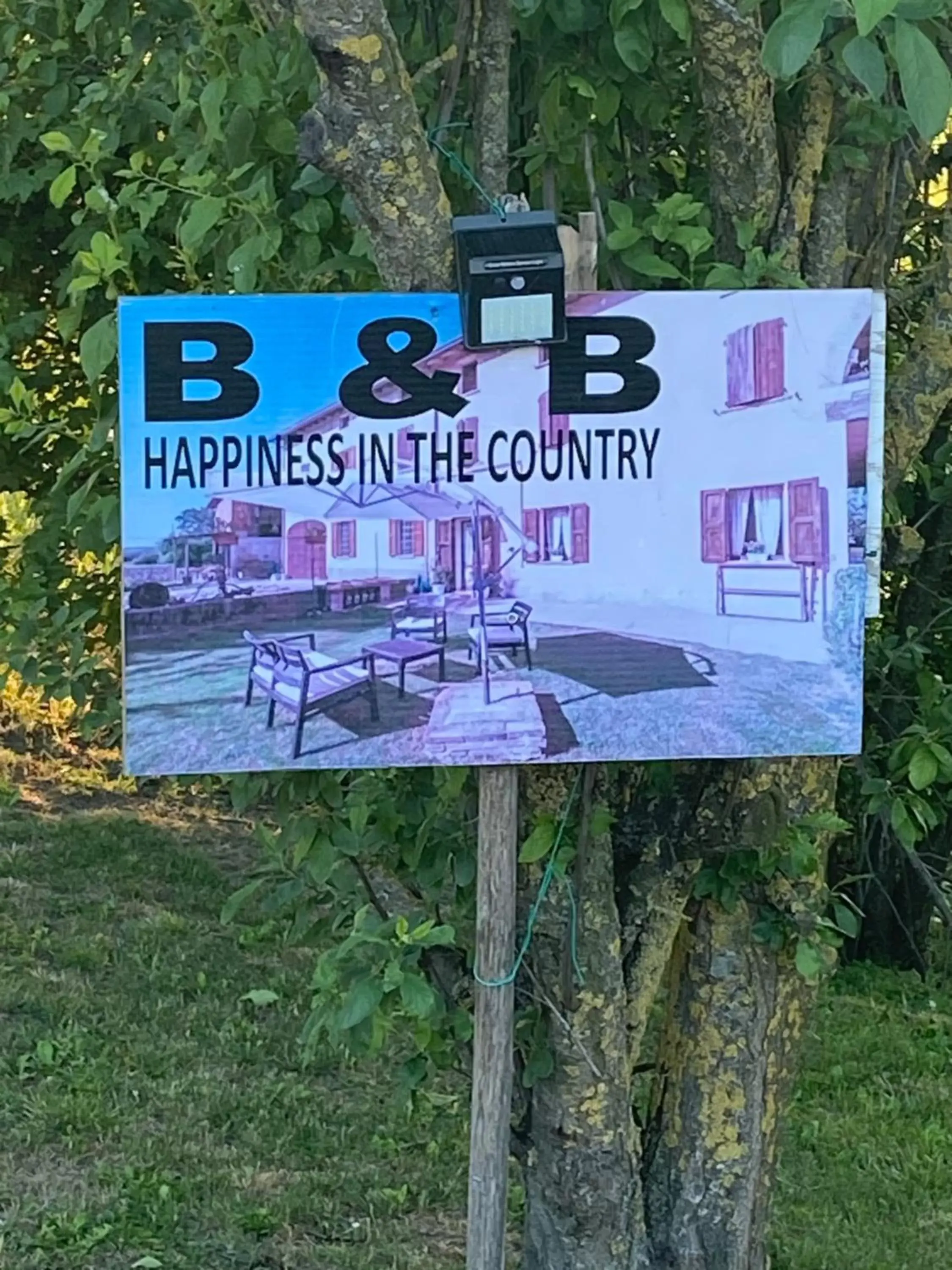 B&B Happiness in the Country
