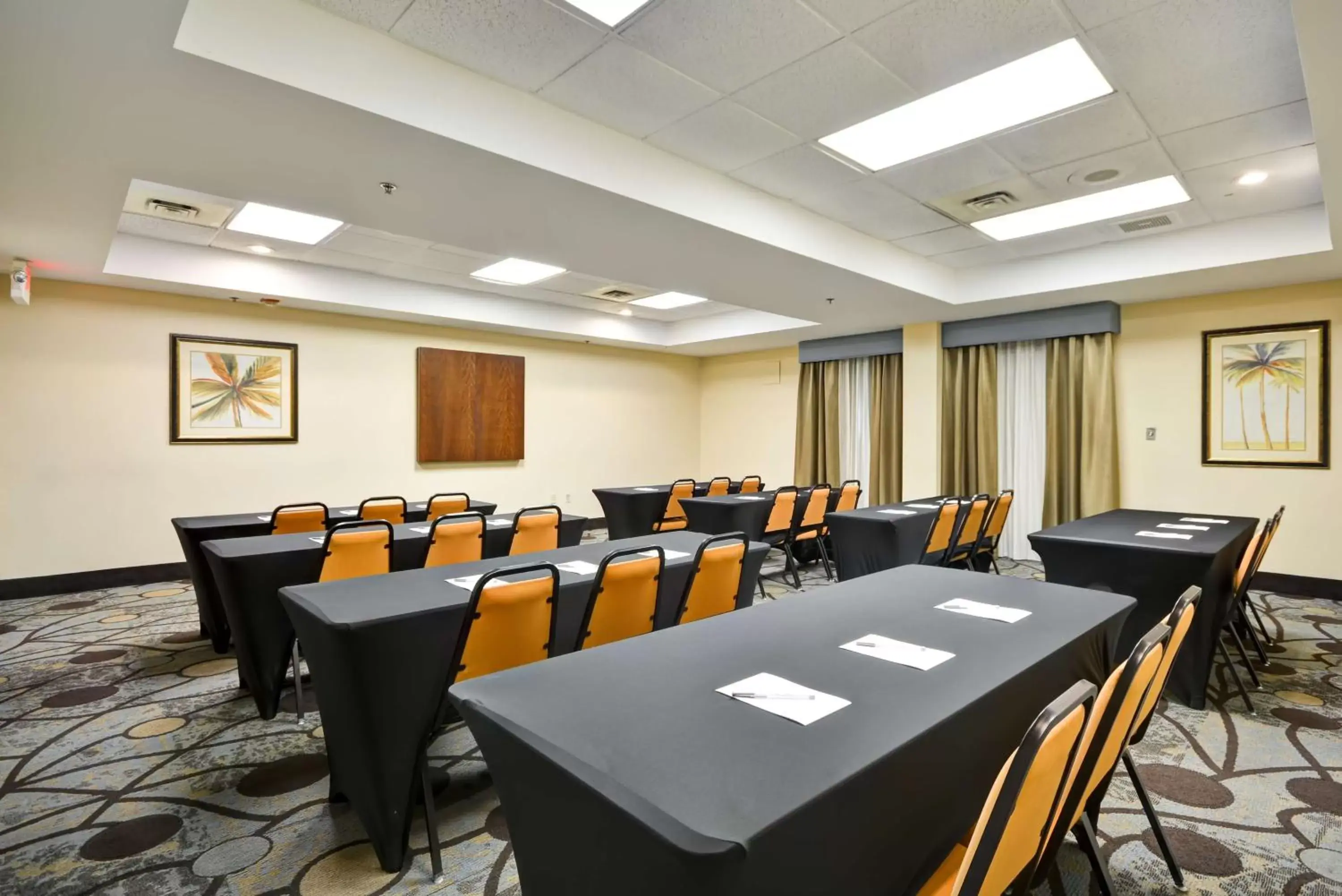 Meeting/conference room in Hampton Inn Sarasota I-75 Bee Ridge
