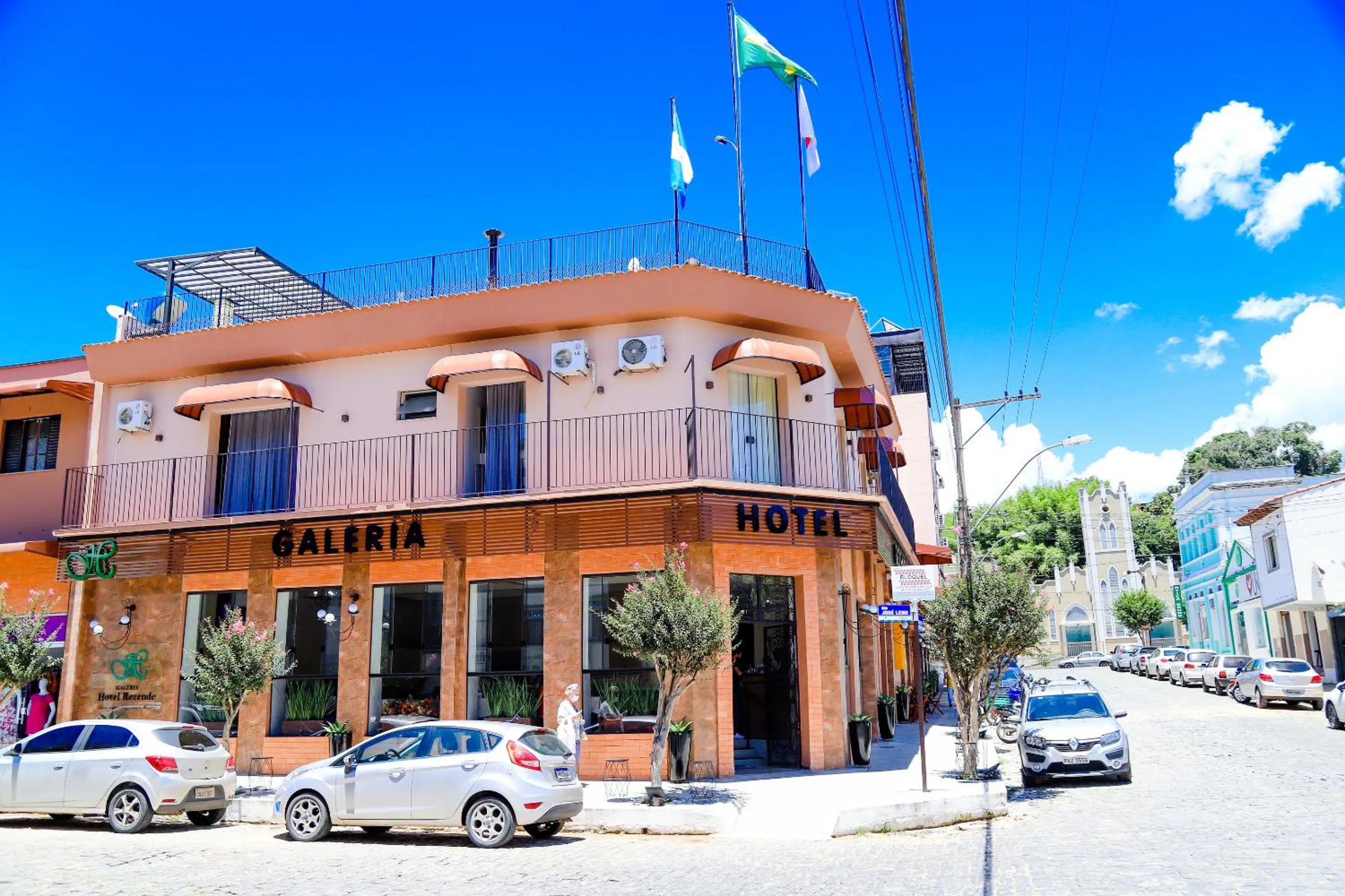 Property building in VOA Hotel Rezende