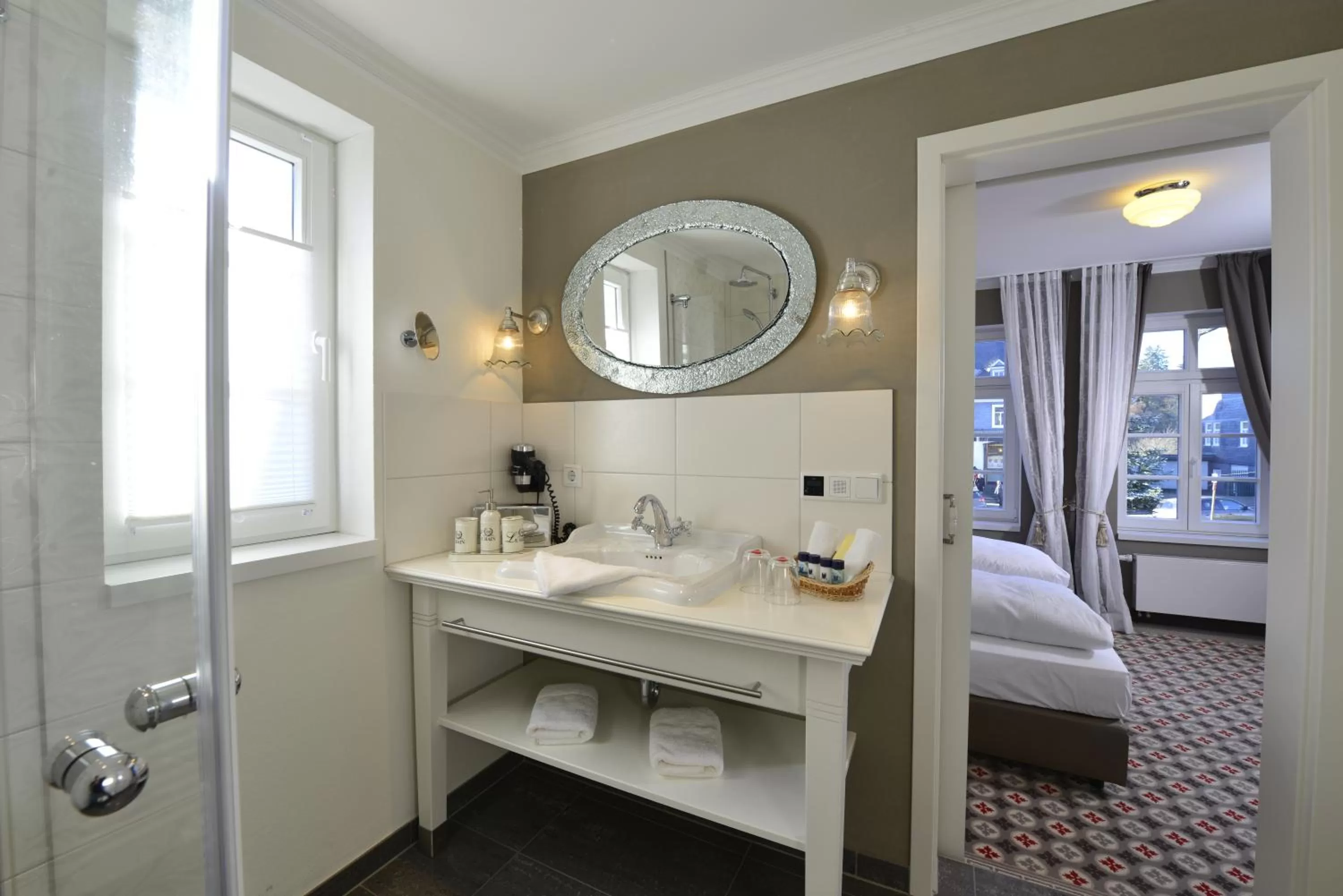 Bathroom, Bed in Hotel Alte Schule