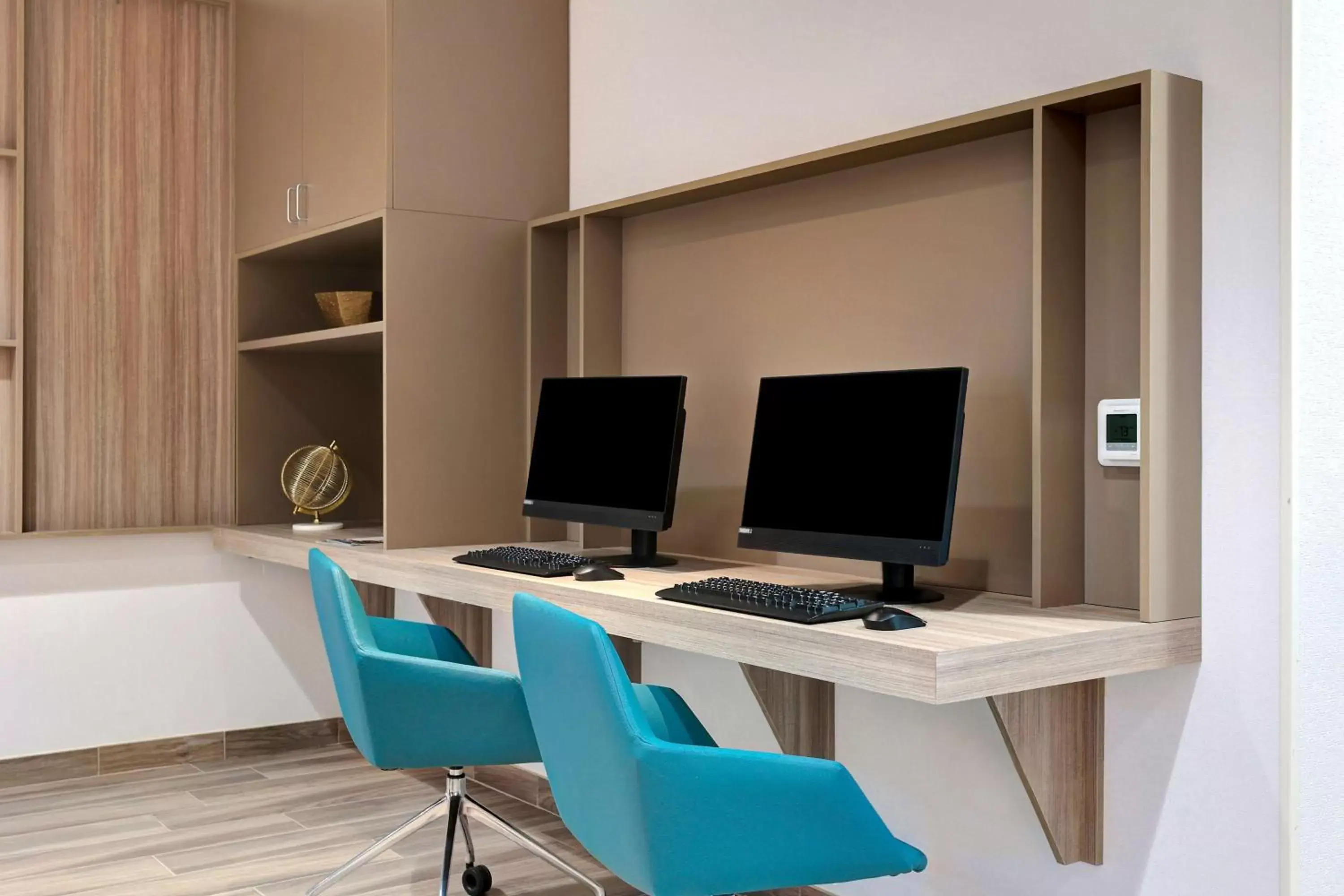 Business facilities in Homewood Suites By Hilton Santa Clarita/Valencia, Ca