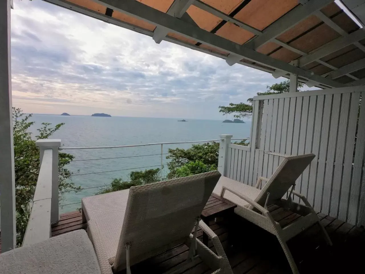 Sea view in Koh Chang Cliff Beach Resort