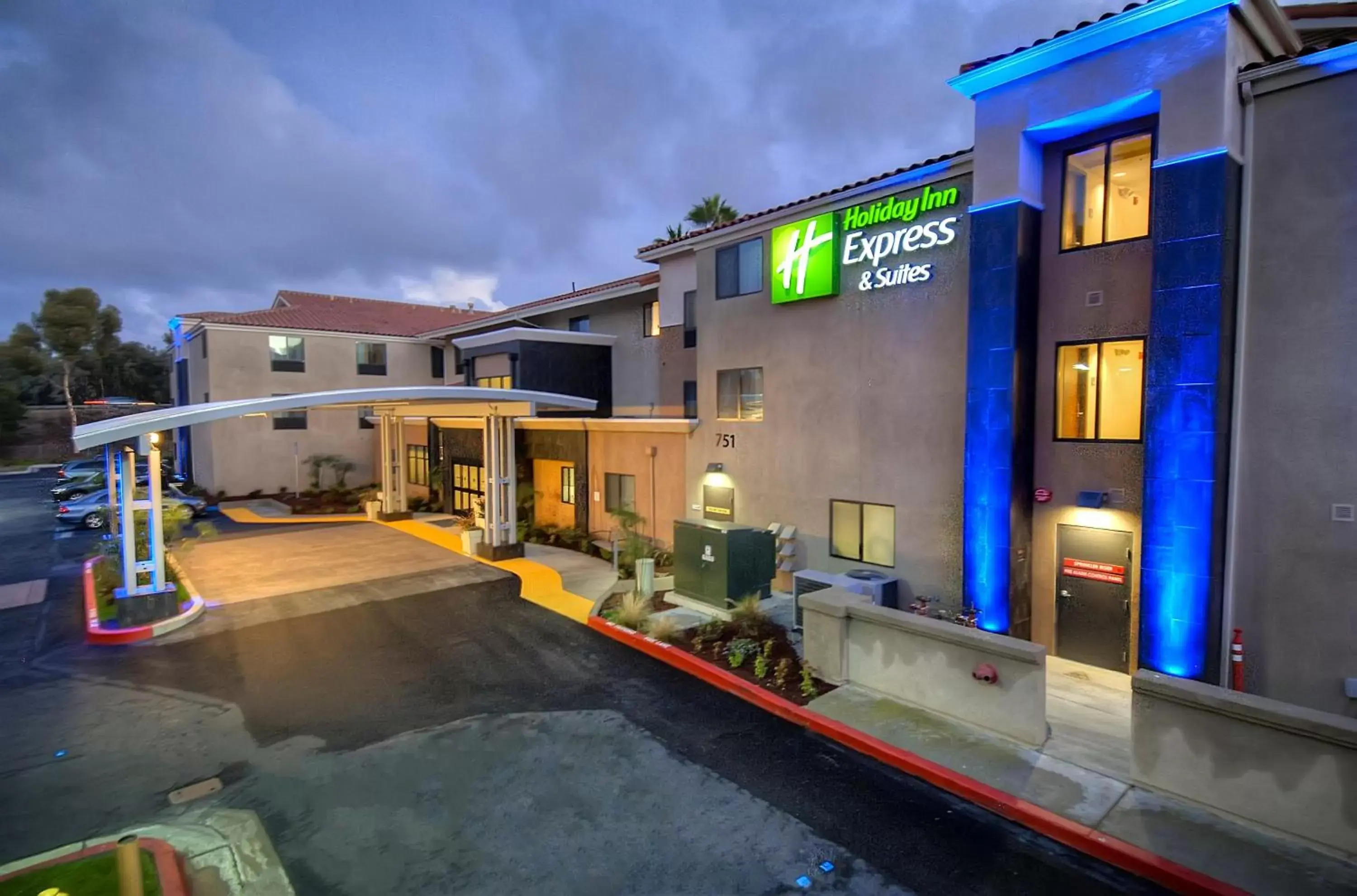 Property Building in Holiday Inn Express Hotel & Suites Carlsbad Beach, an IHG Hotel