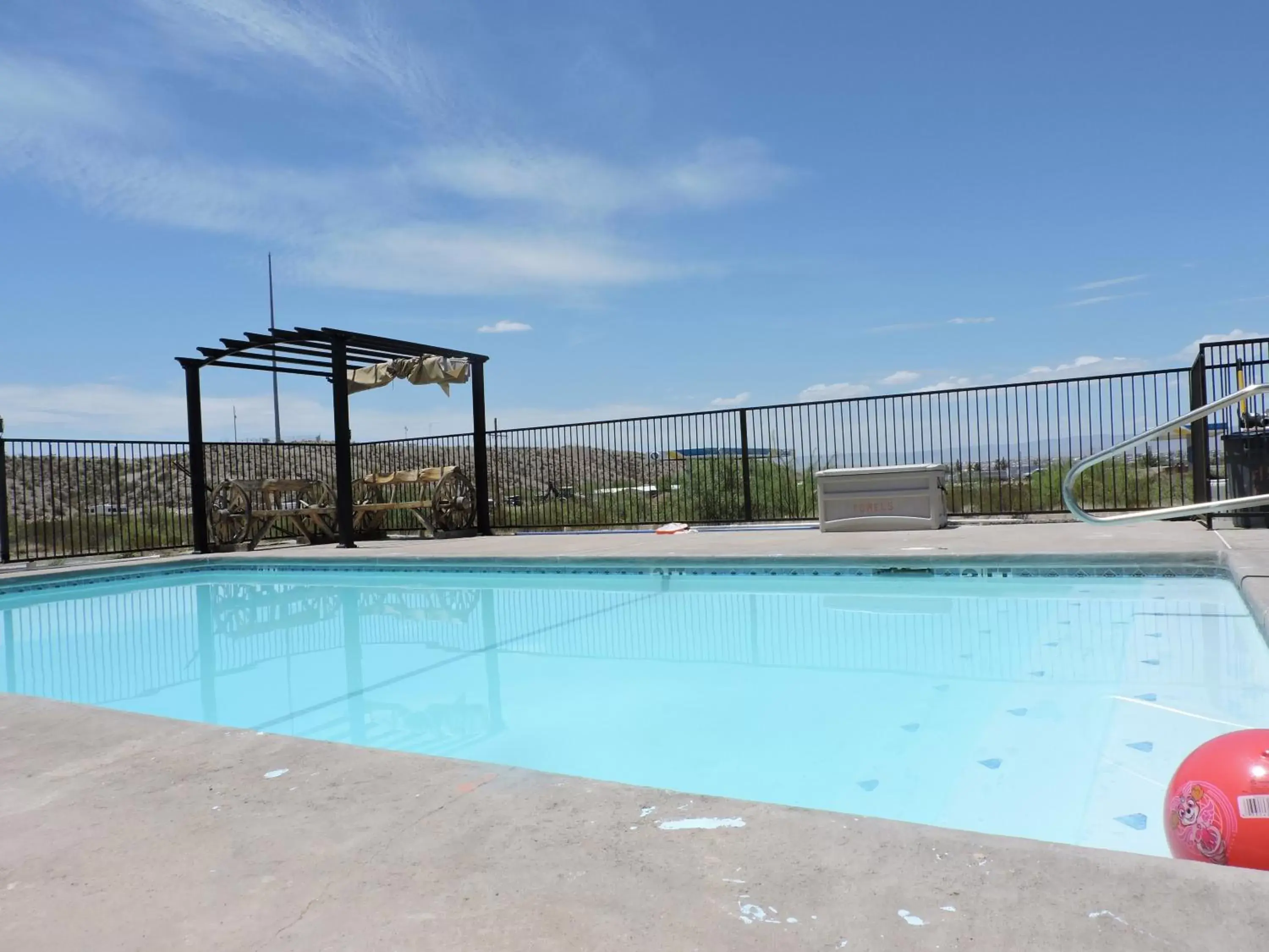 Property building, Swimming Pool in Riata Inn - Presidio