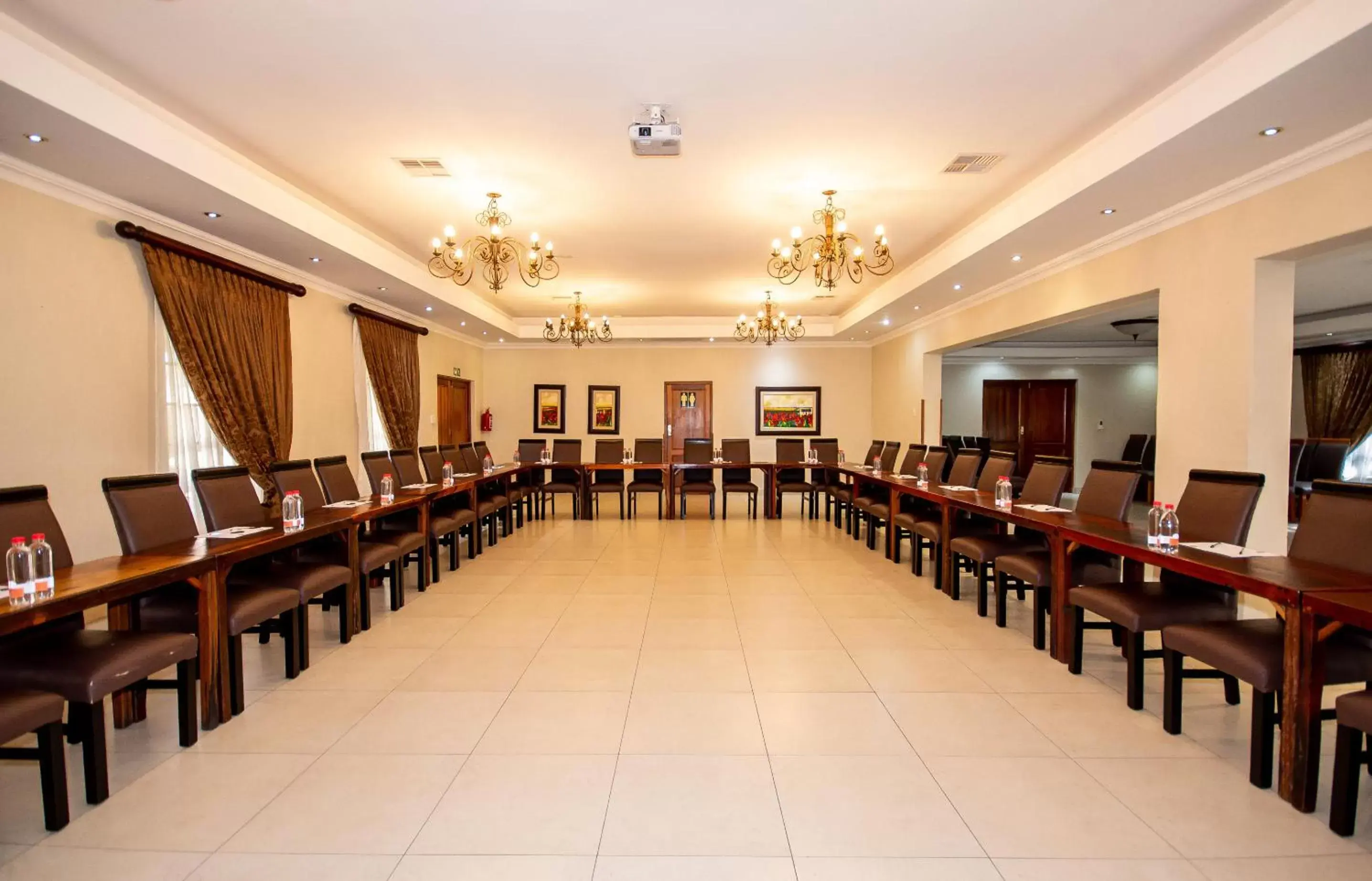 Business facilities in Afrique Boutique Hotel O.R. Tambo
