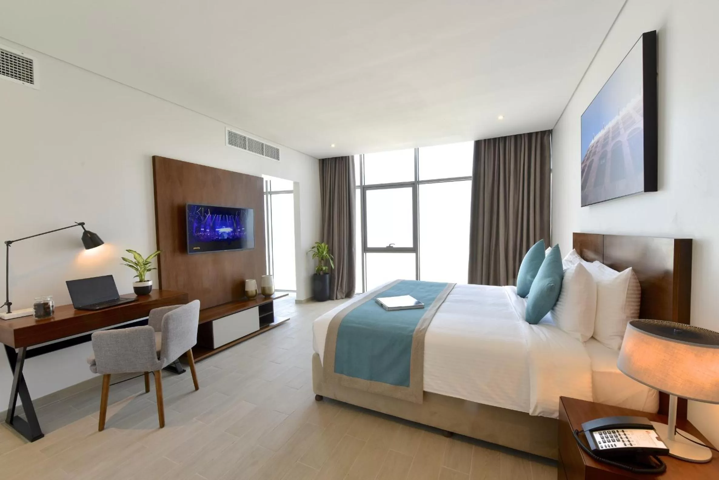 TV and multimedia, Bed in Swiss-Belresidences Juffair