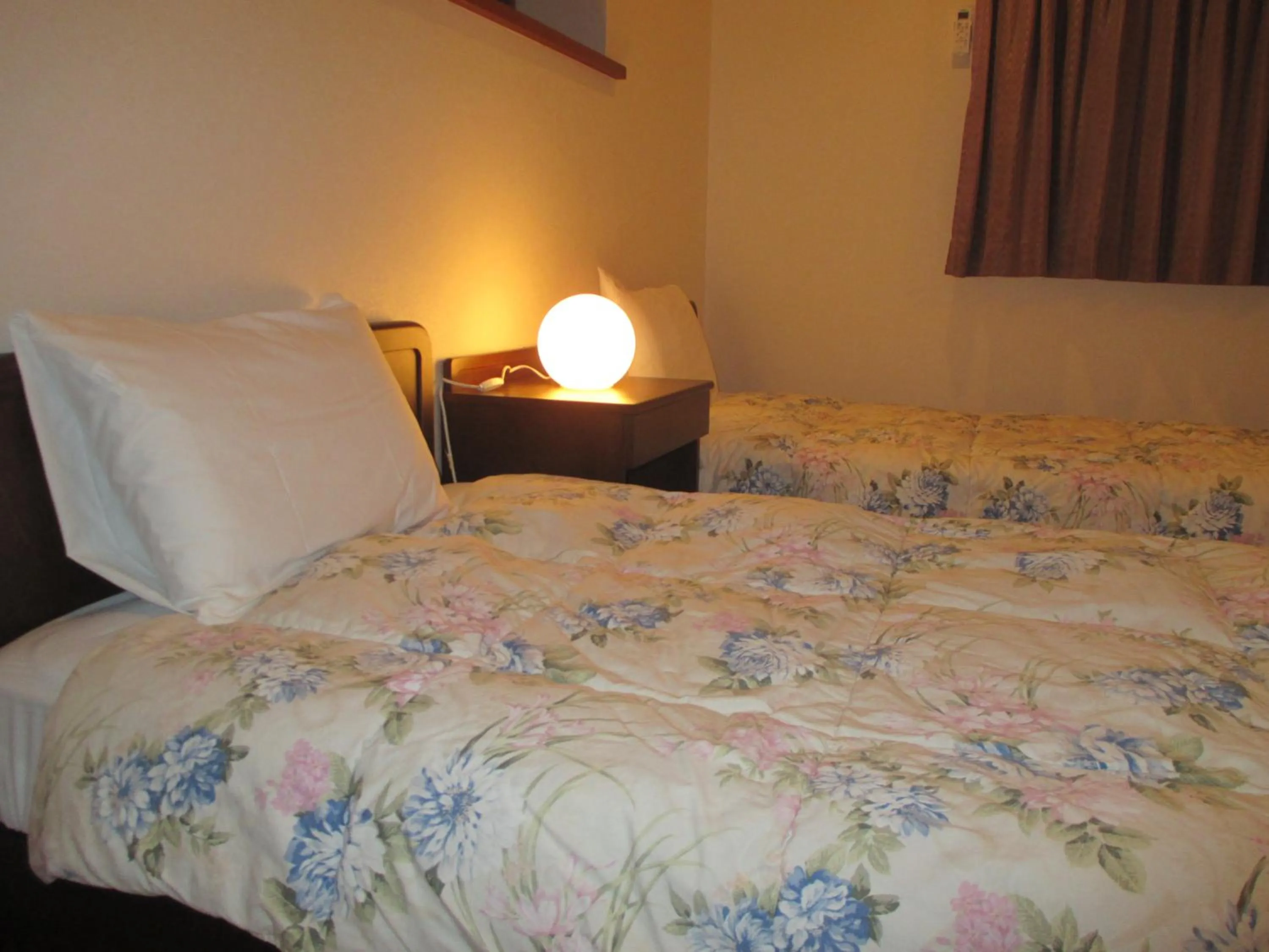 Photo of the whole room, Bed in Jemsty Inn Hakone Ashinoko