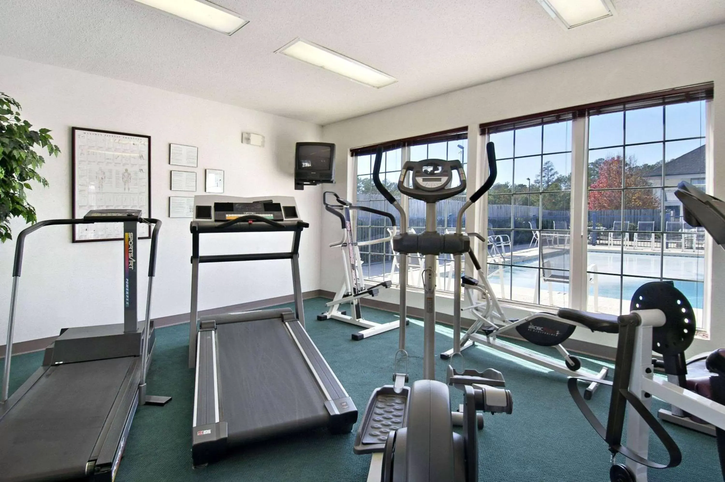 Fitness centre/facilities, Fitness Center/Facilities in Baymont by Wyndham Macon I-475