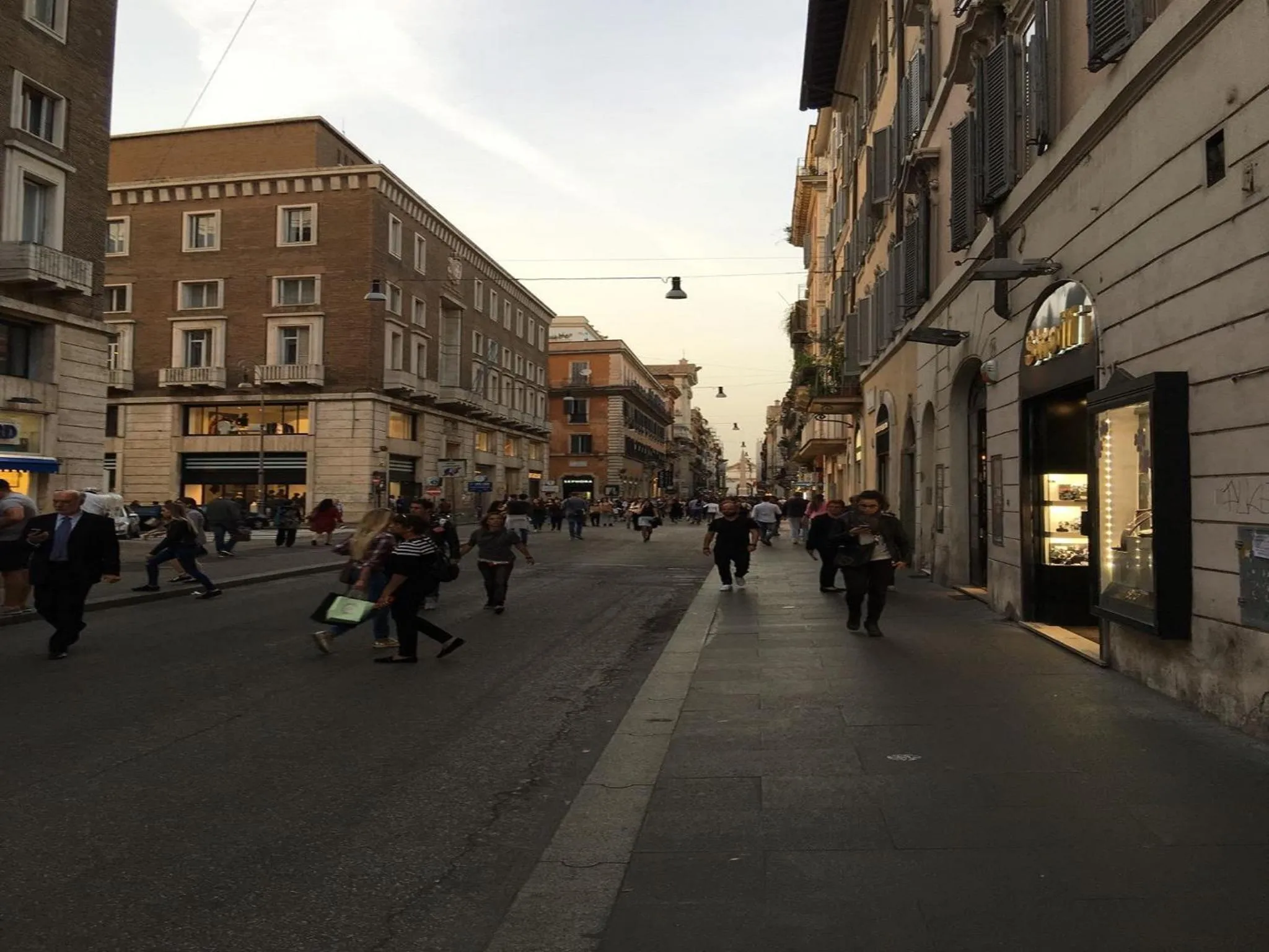 Property building in Condotti Apartment