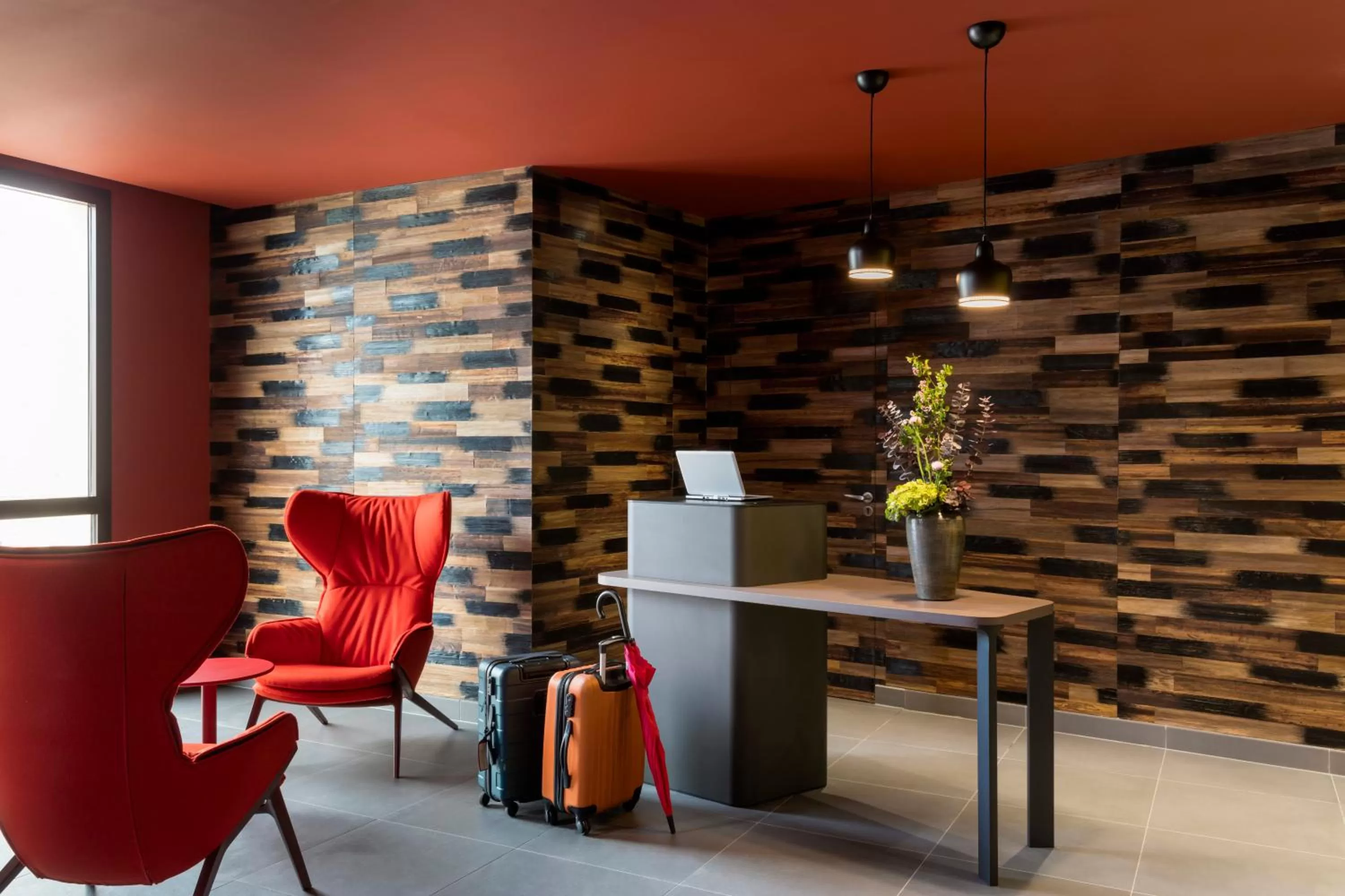 Lobby or reception in OKKO Hotels Paris Rueil-Malmaison