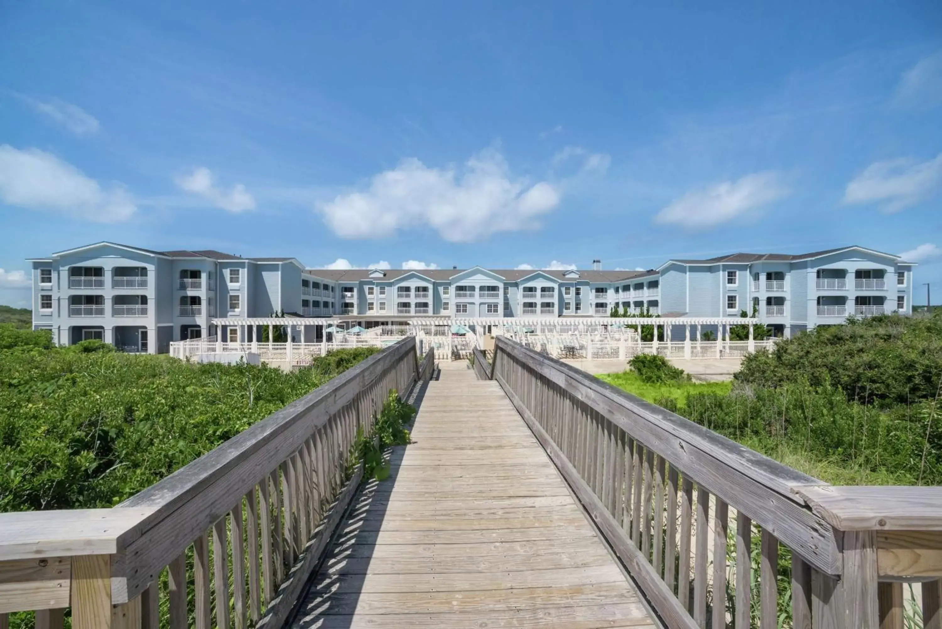 Property building in Hampton Inn & Suites Outer Banks/Corolla