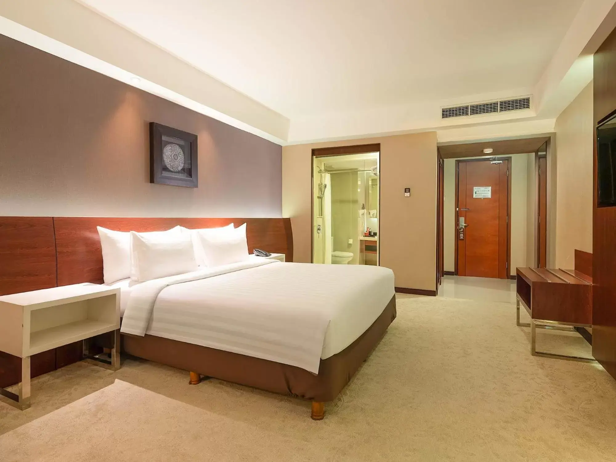 Bedroom, Bed in The Alana Yogyakarta Hotel and Convention Center