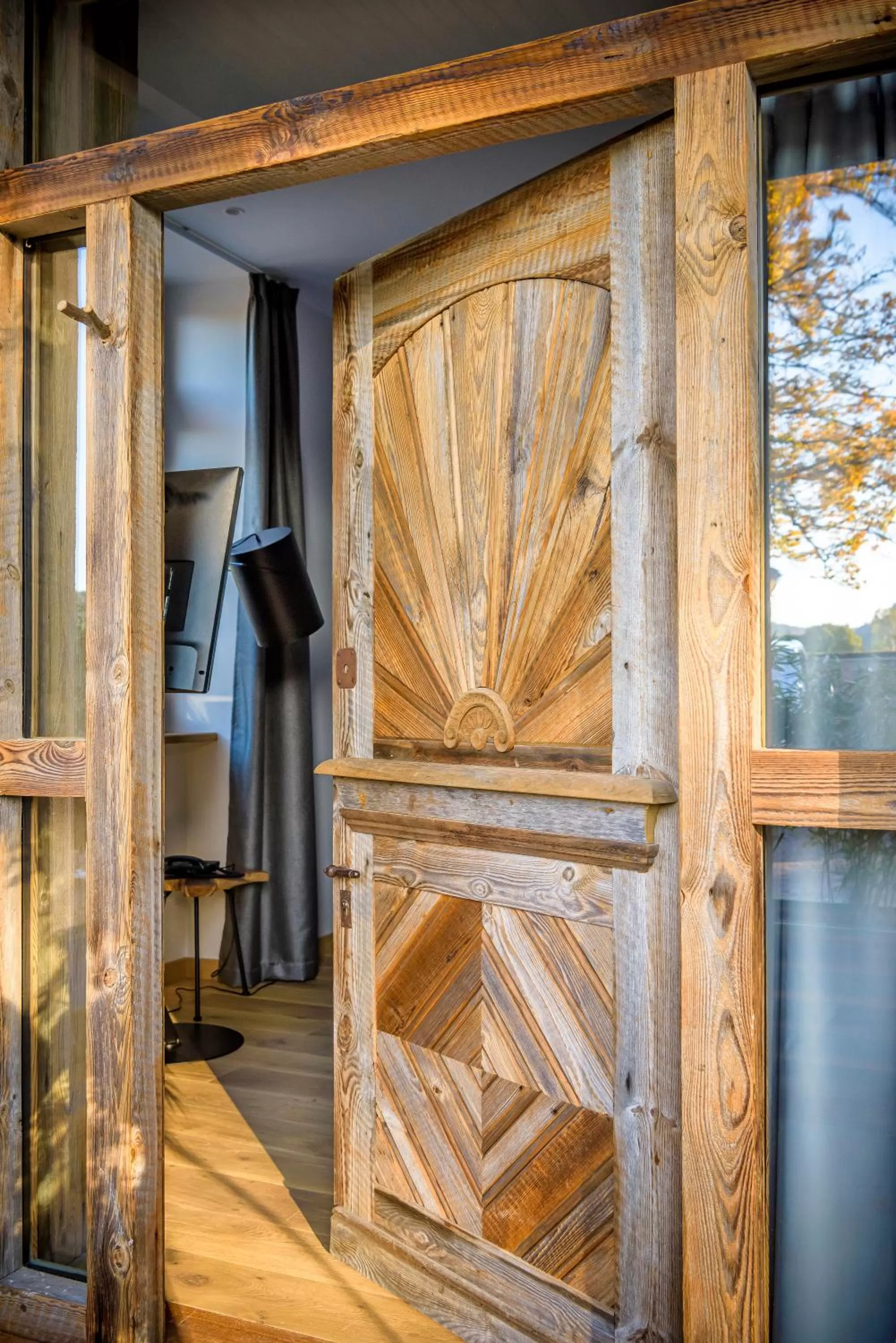 Patio in Hôtel La Garenne