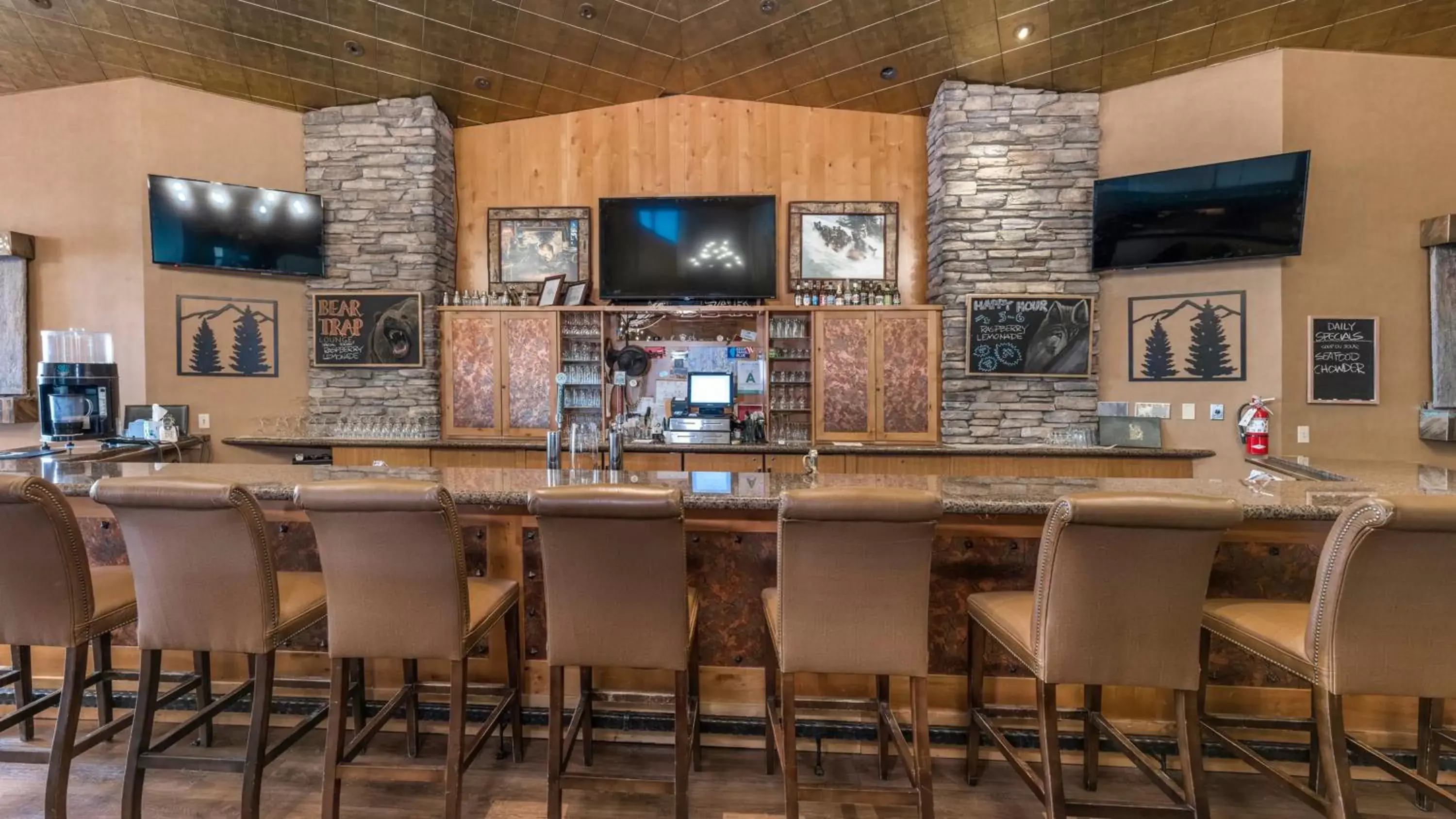 Restaurant/places to eat, Lounge/Bar in Holiday Inn Club Vacations - Tahoe Ridge Resort, an IHG Hotel
