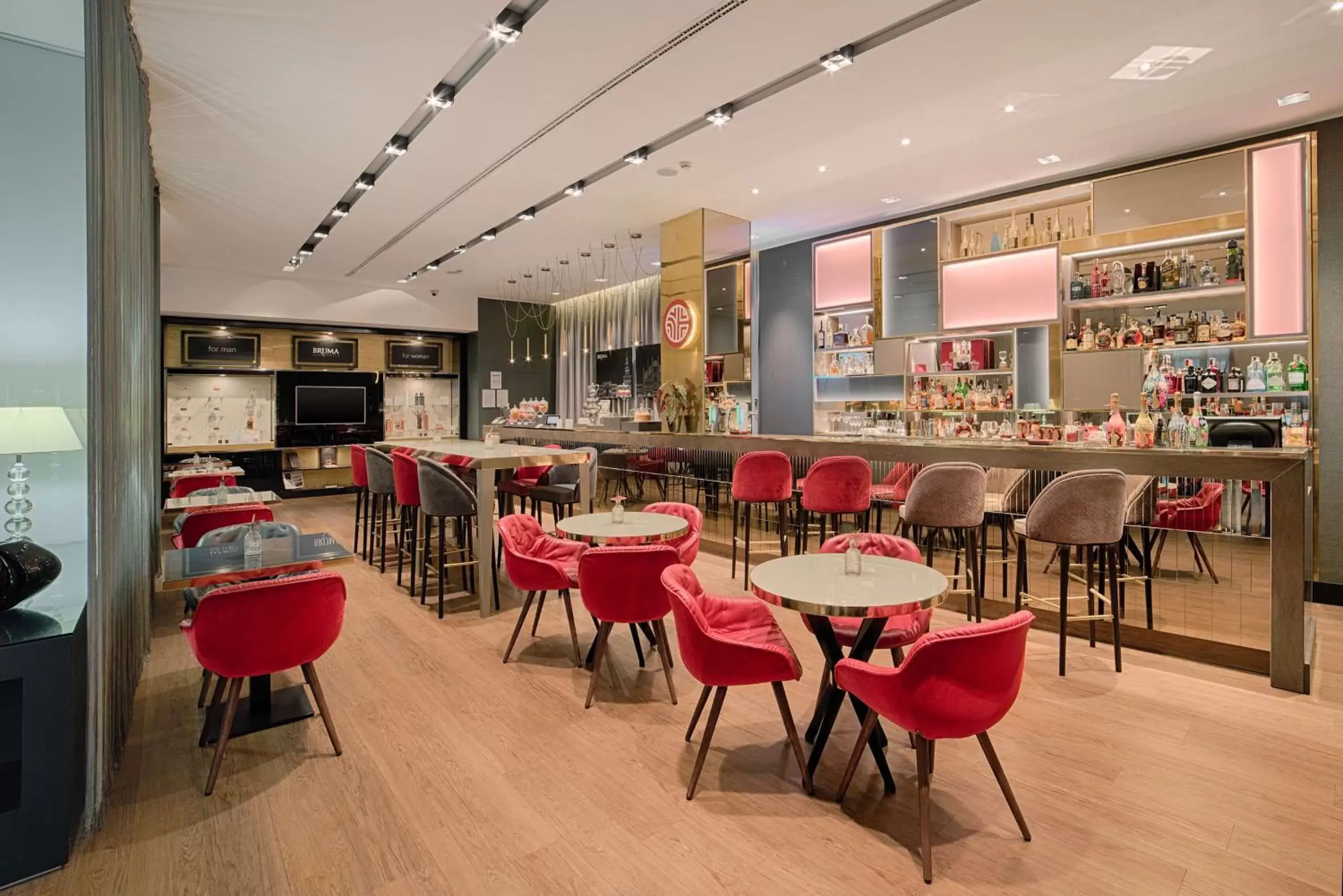 Lounge or bar, Restaurant/Places to Eat in NH Collection Milano President