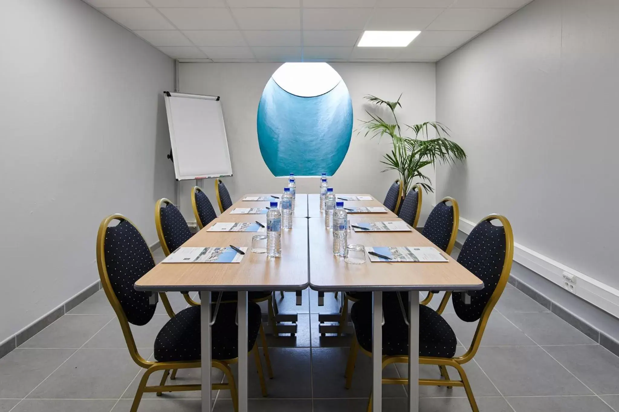 Meeting/conference room in Hôtel Le Bayonne