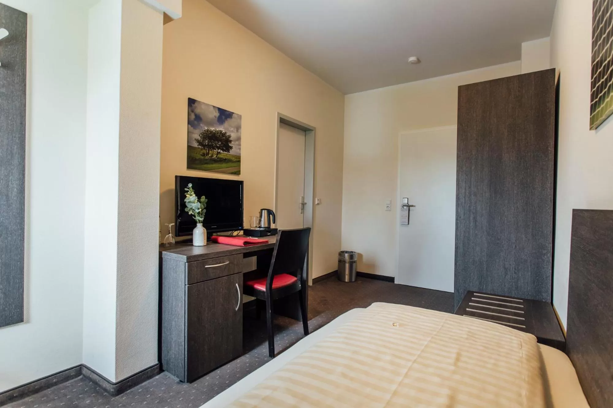 TV and multimedia, Bed in Hotel Bloemfontein