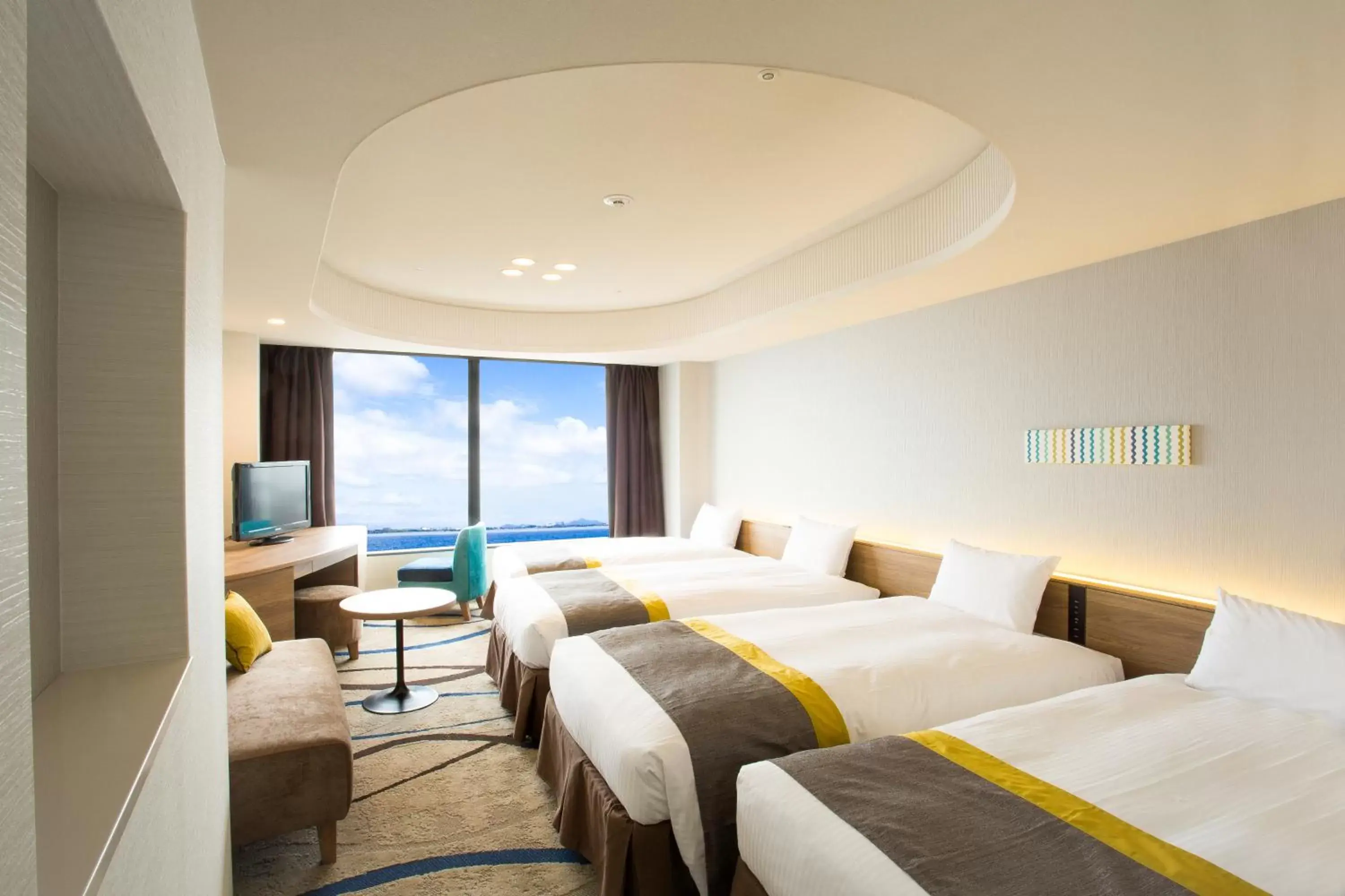 Bed in Lake Biwa Otsu Prince Hotel
