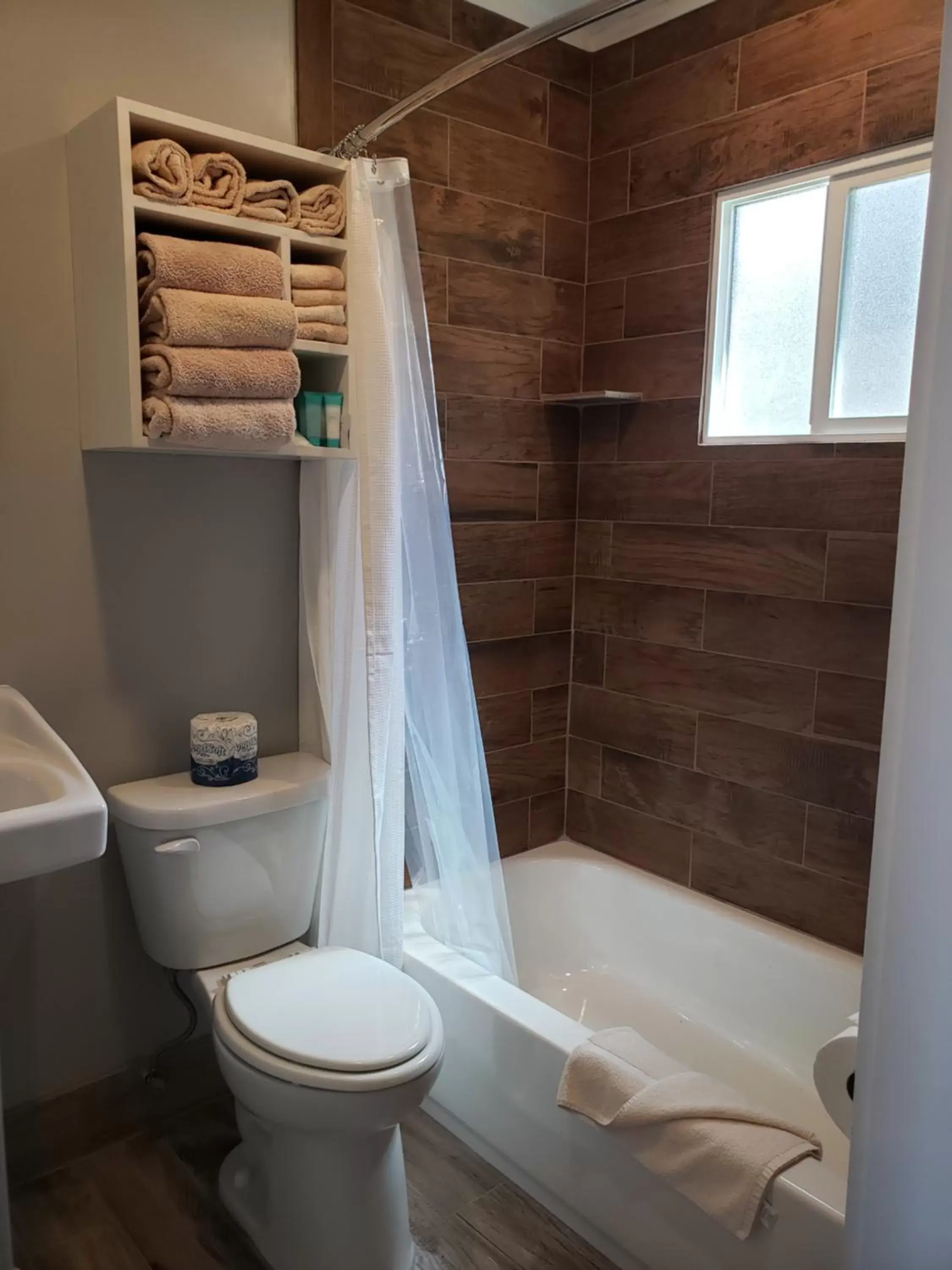 Toilet, Bathroom in Flaming Gorge Resort