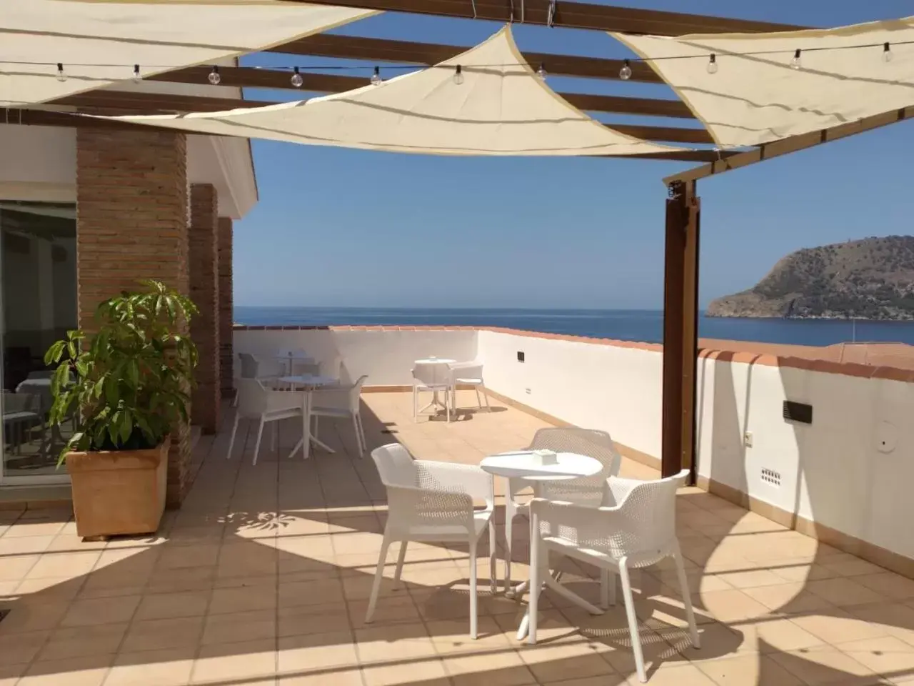 Balcony/Terrace in Hotel Almijara