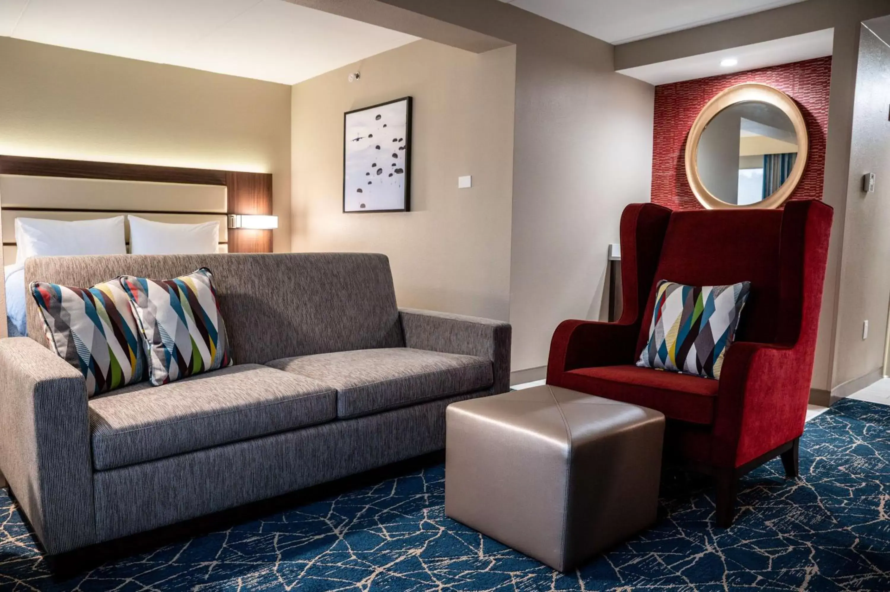 Living room, Seating Area in Hilton Garden Inn Fayetteville/Fort Bragg