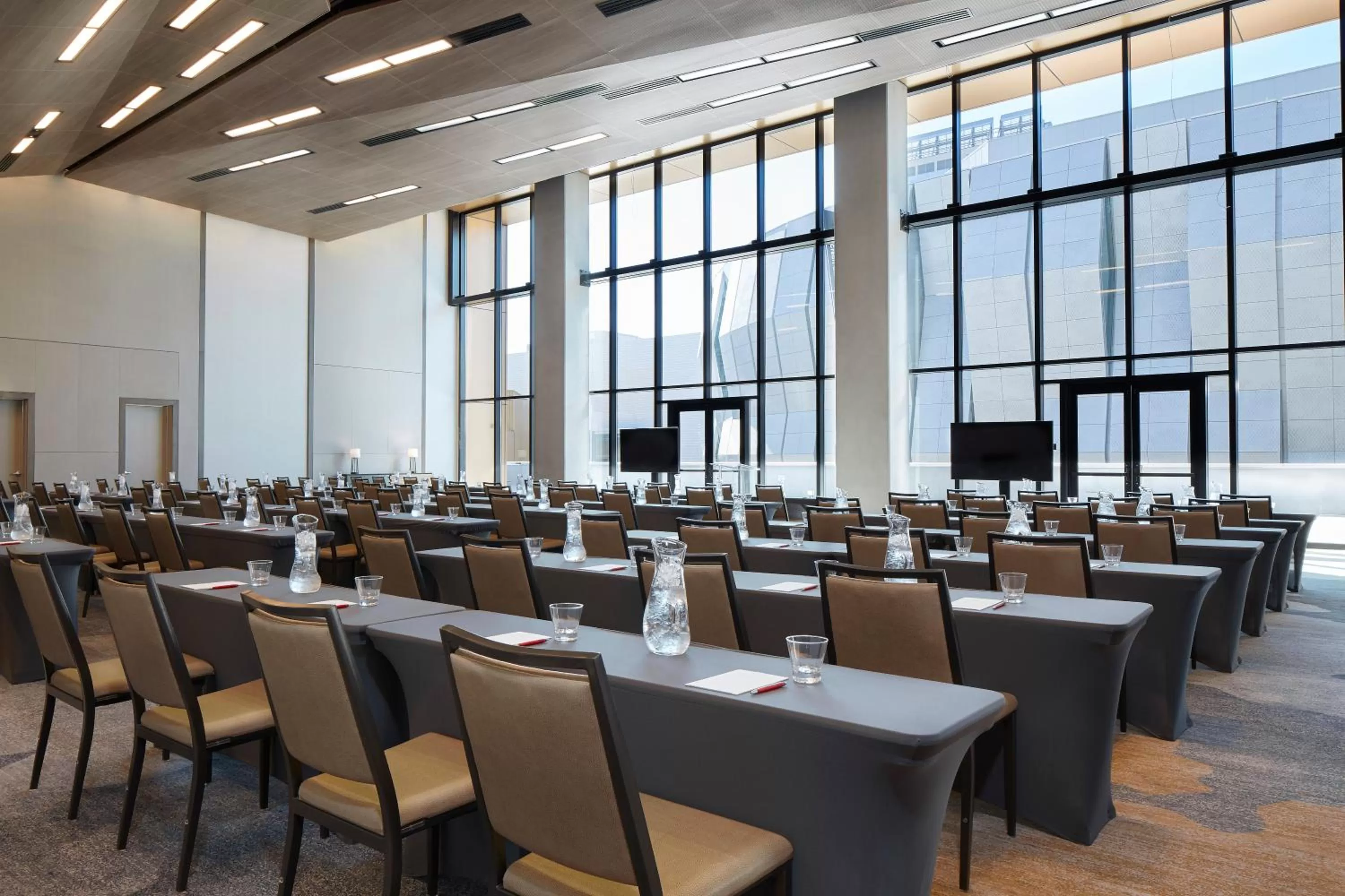 Meeting/conference room in Kimpton Sawyer Hotel by IHG