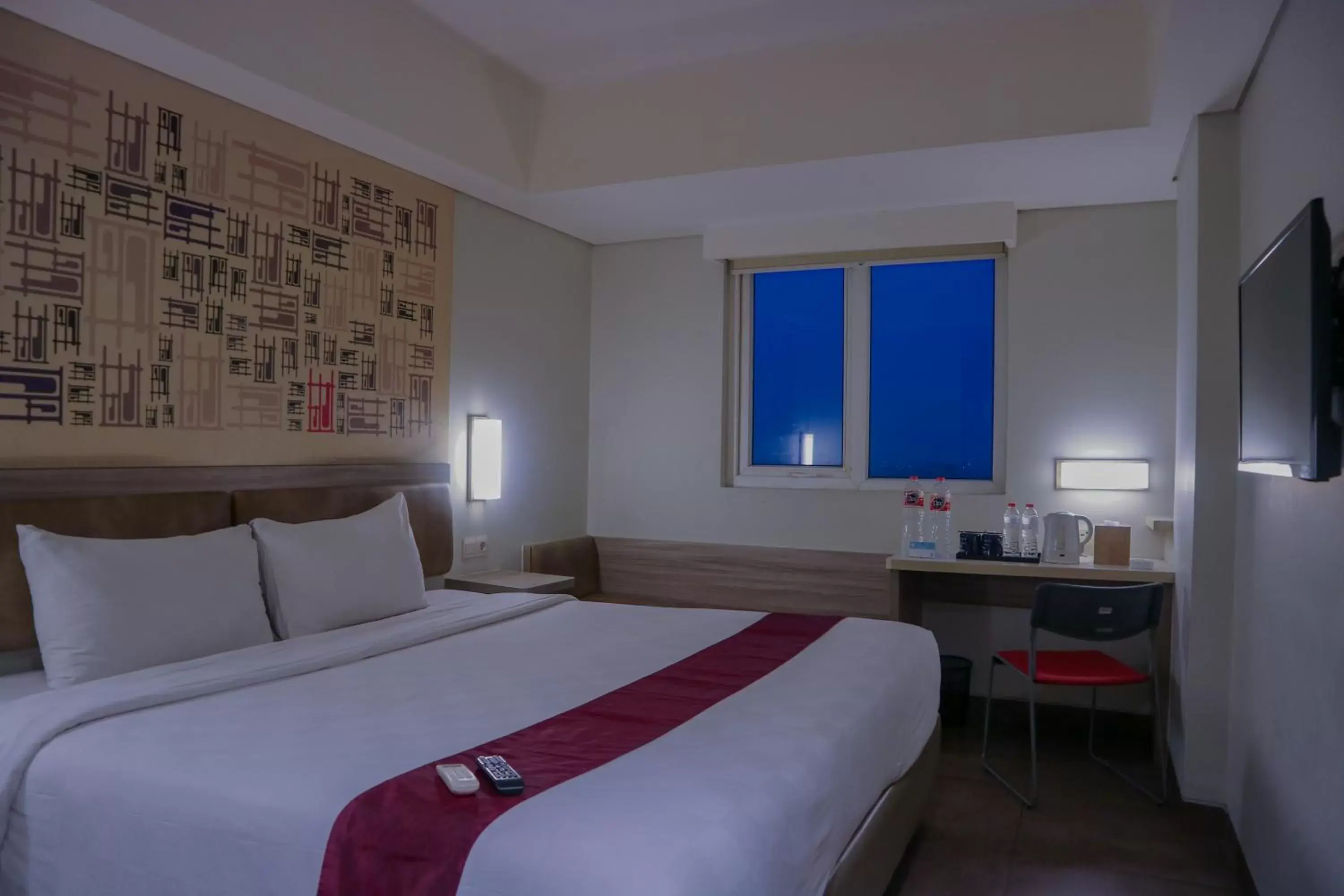 Property building, Bed in Grand Cordela Hotel Bandung