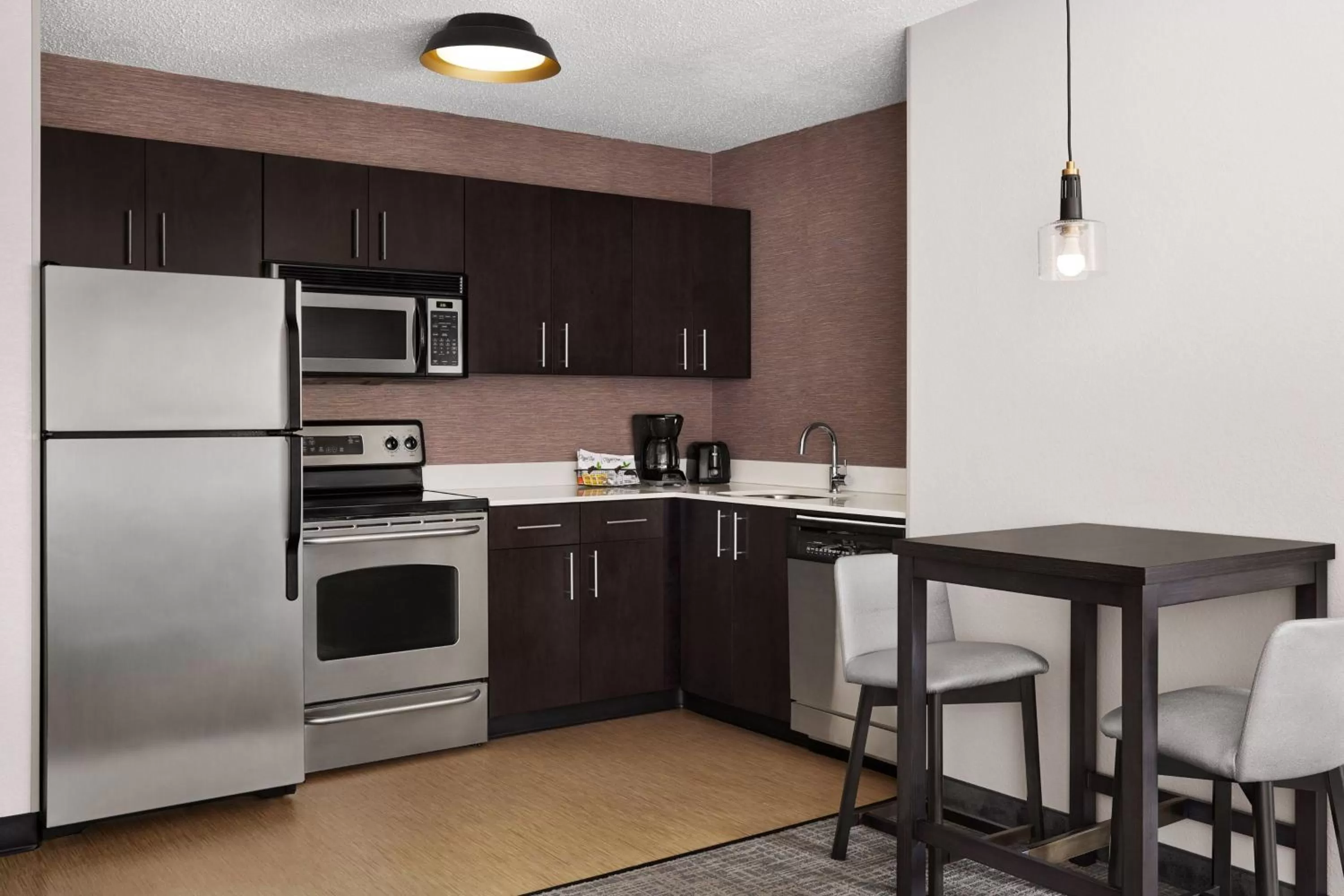 Kitchen or kitchenette in Residence Inn by Marriott Harrisburg Carlisle