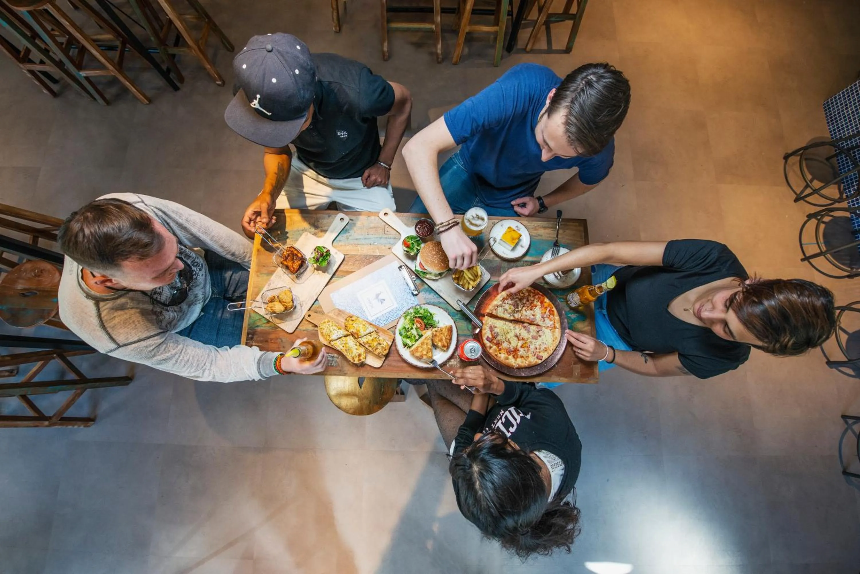 People in Safestay Barcelona Passeig de Gràcia