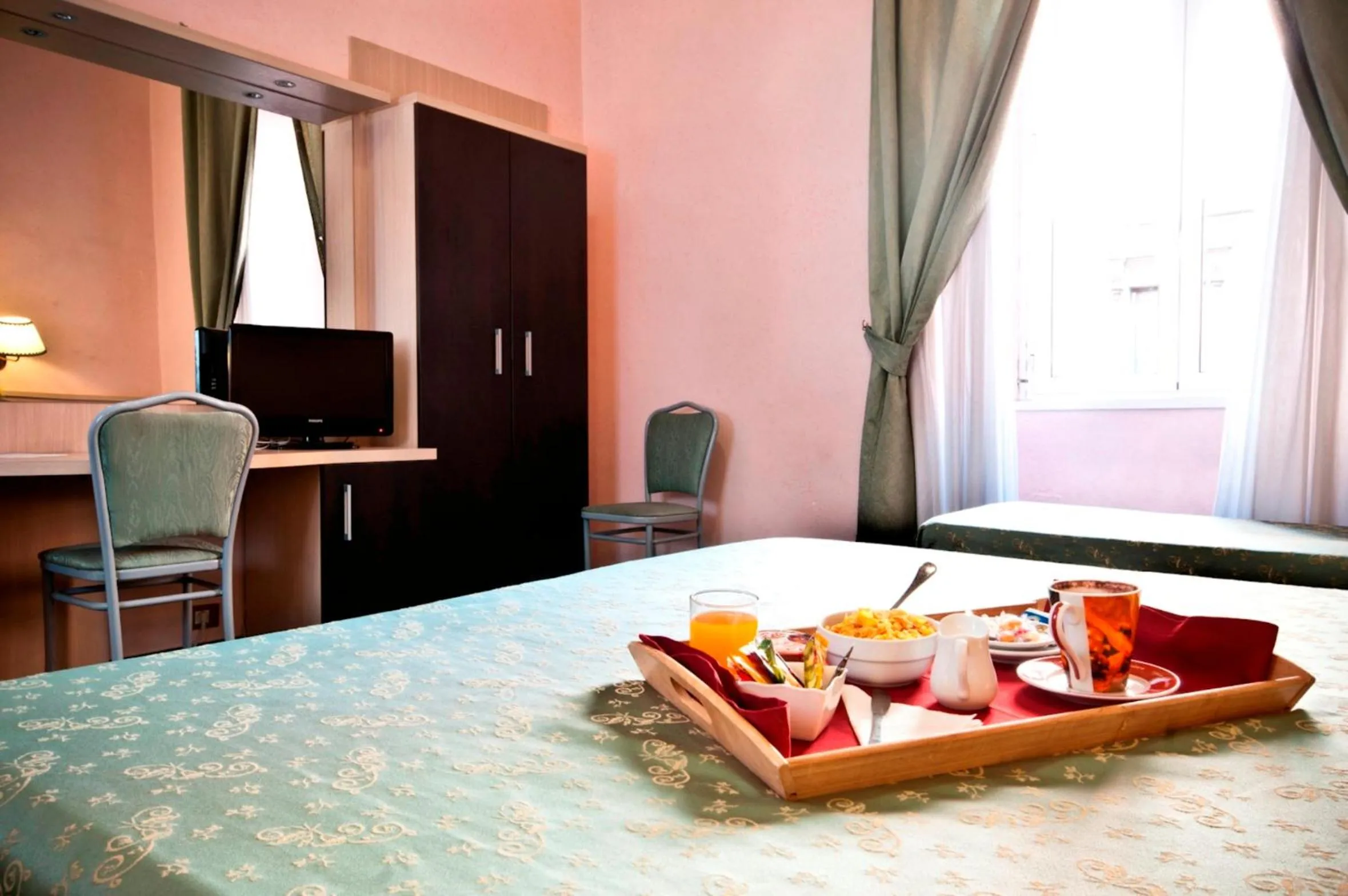 Photo of the whole room, Bed in Hotel Priscilla