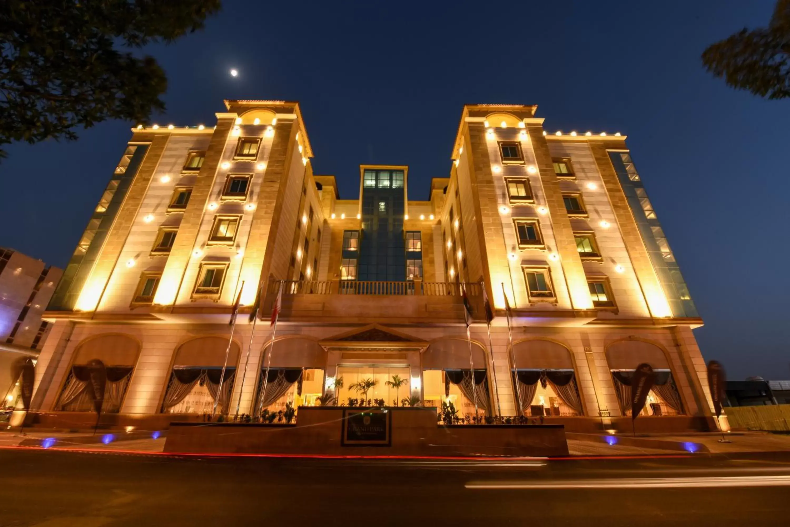 Street view, Property Building in Grand Park Hotel