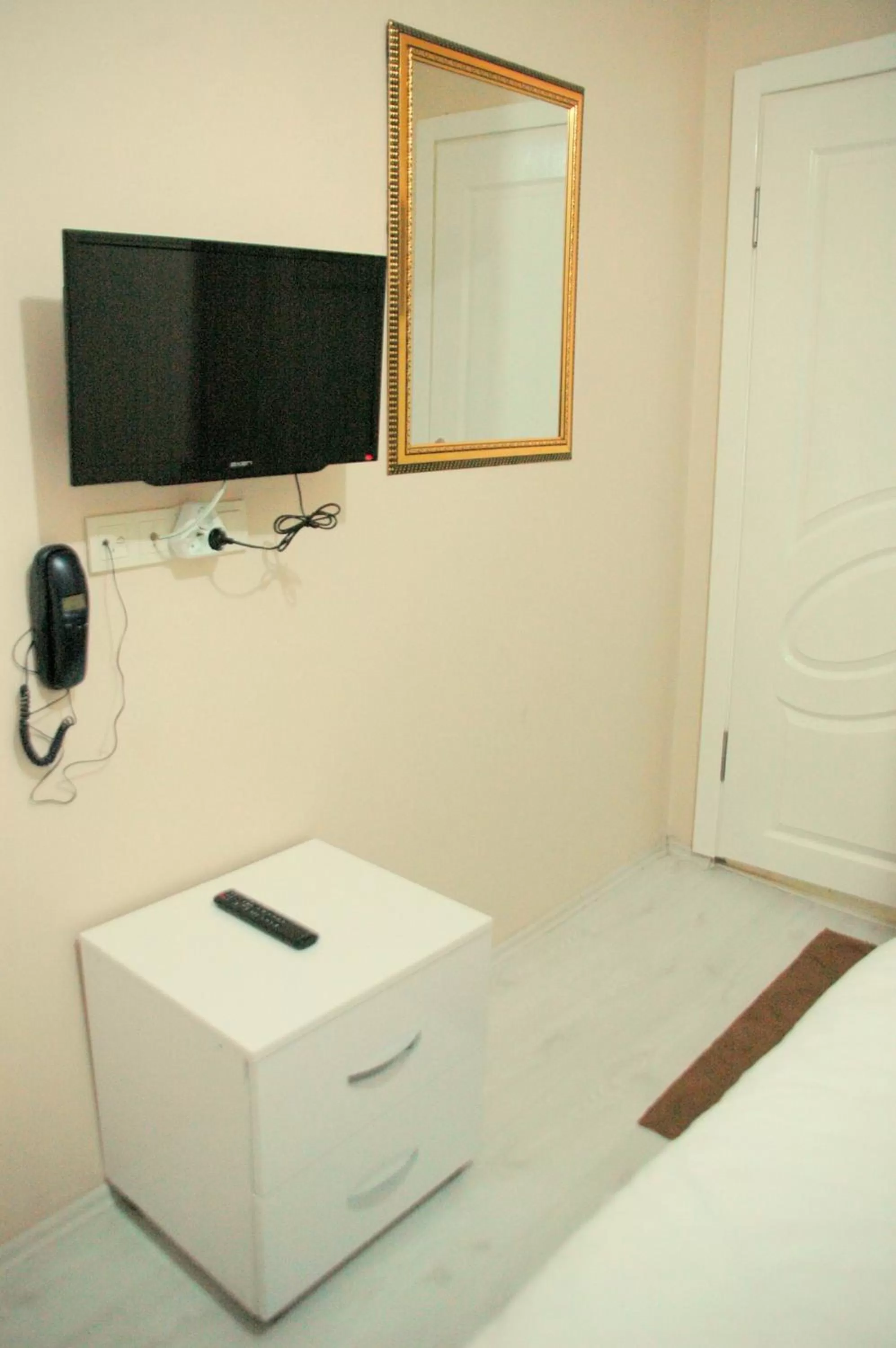 Decorative detail in Tolga Hotel