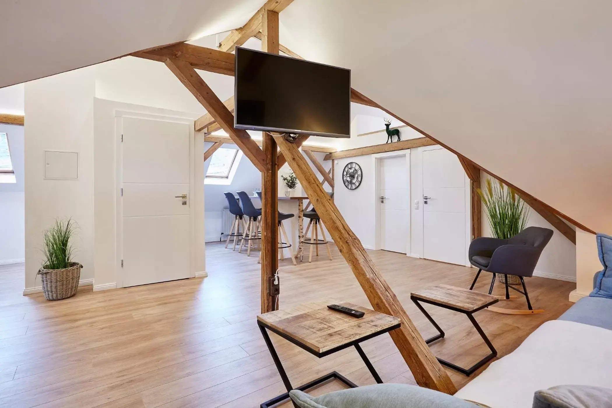 Bedroom, TV/Entertainment Center in Zum Landsberger Hof