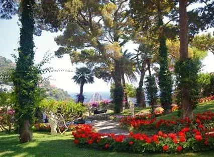 Garden in Hotel La Tosca