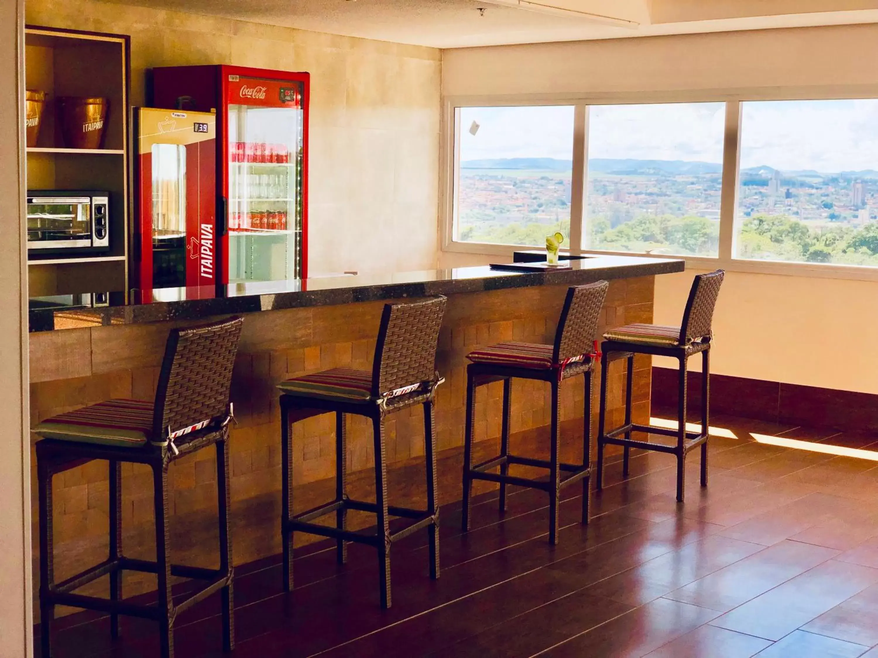 Lounge or bar in Lummina Mogi Lounge or bar in Lummina Mogi