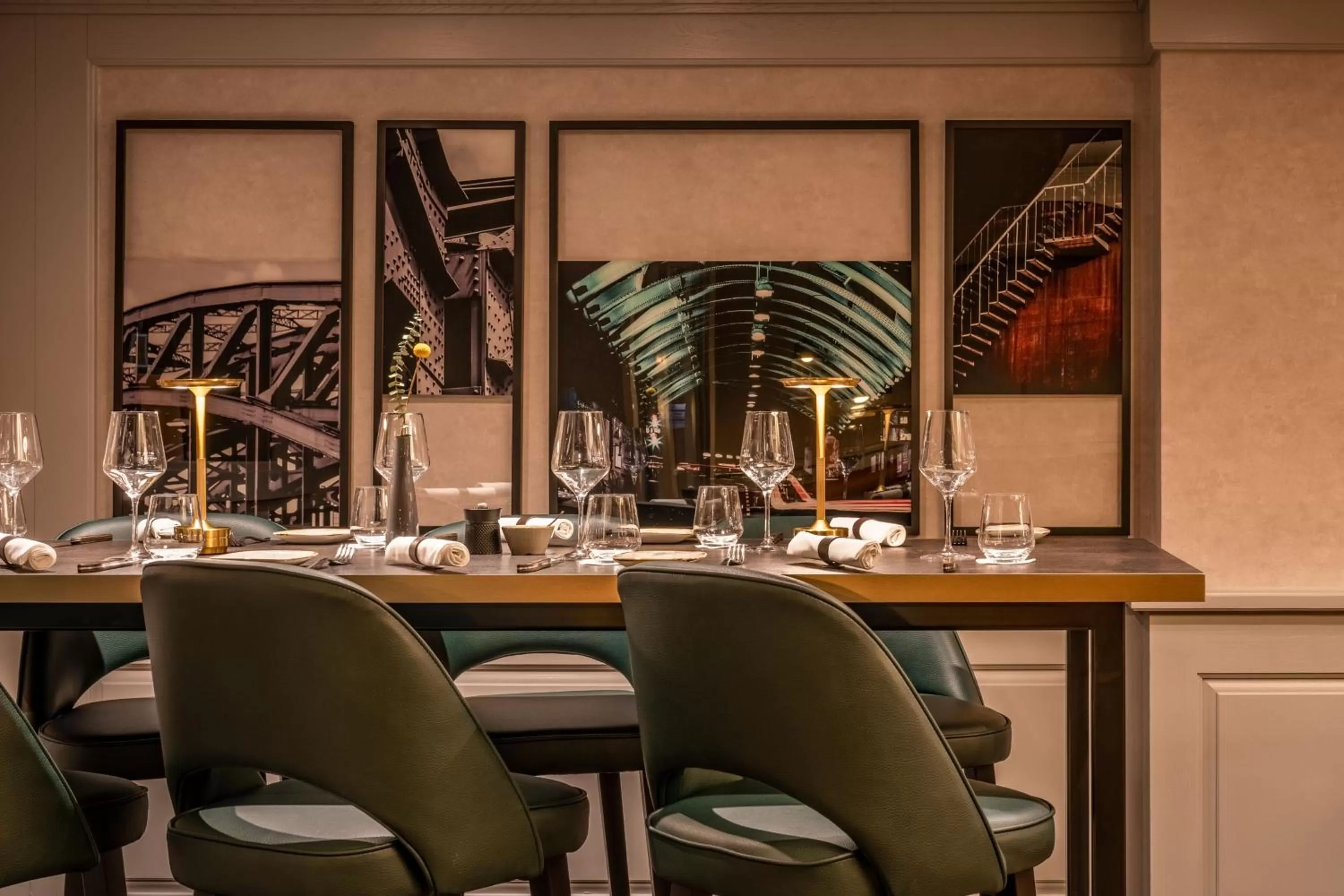 Restaurant/places to eat in Cologne Marriott Hotel