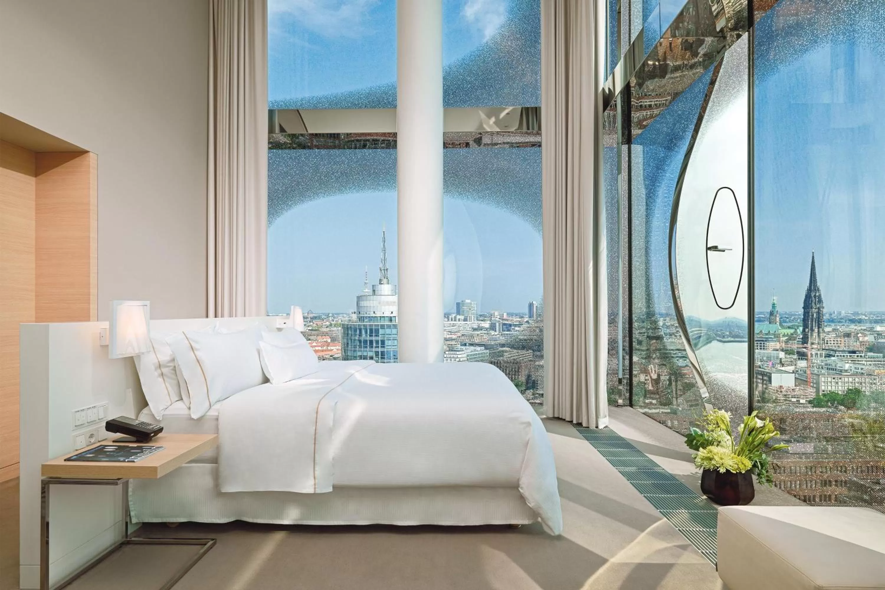 Photo of the whole room, Bed in The Westin Hamburg Elbphilharmonie