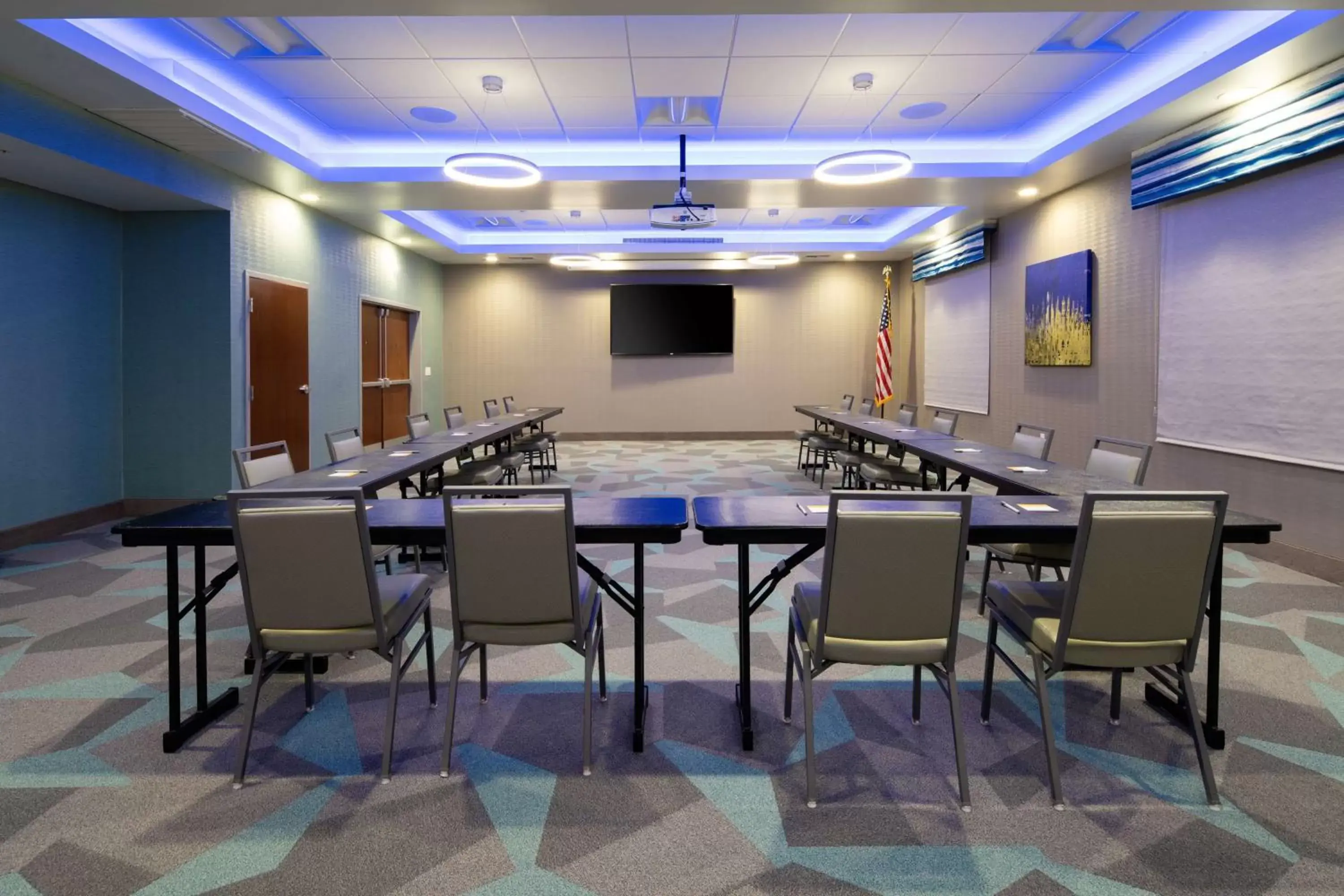 Meeting/conference room in Hampton Inn & Suites Gilroy, Ca