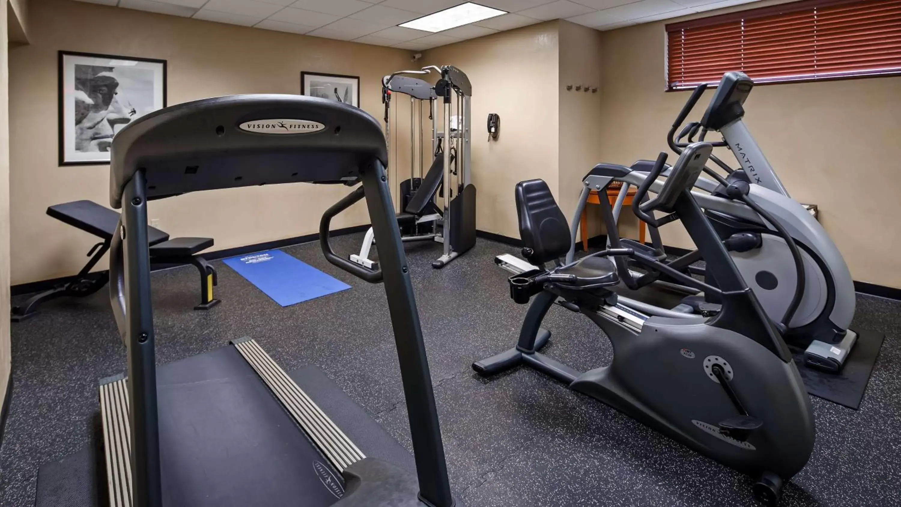 Fitness centre/facilities in Best Western PLUS Hannaford Inn & Suites Fitness centre/facilities in Best Western PLUS Hannaford Inn & Suites