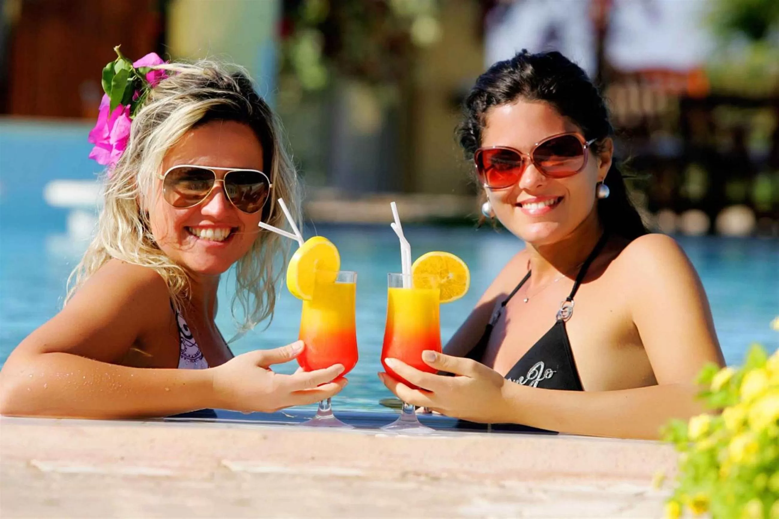 Swimming pool in Helnan Auberge Fayoum