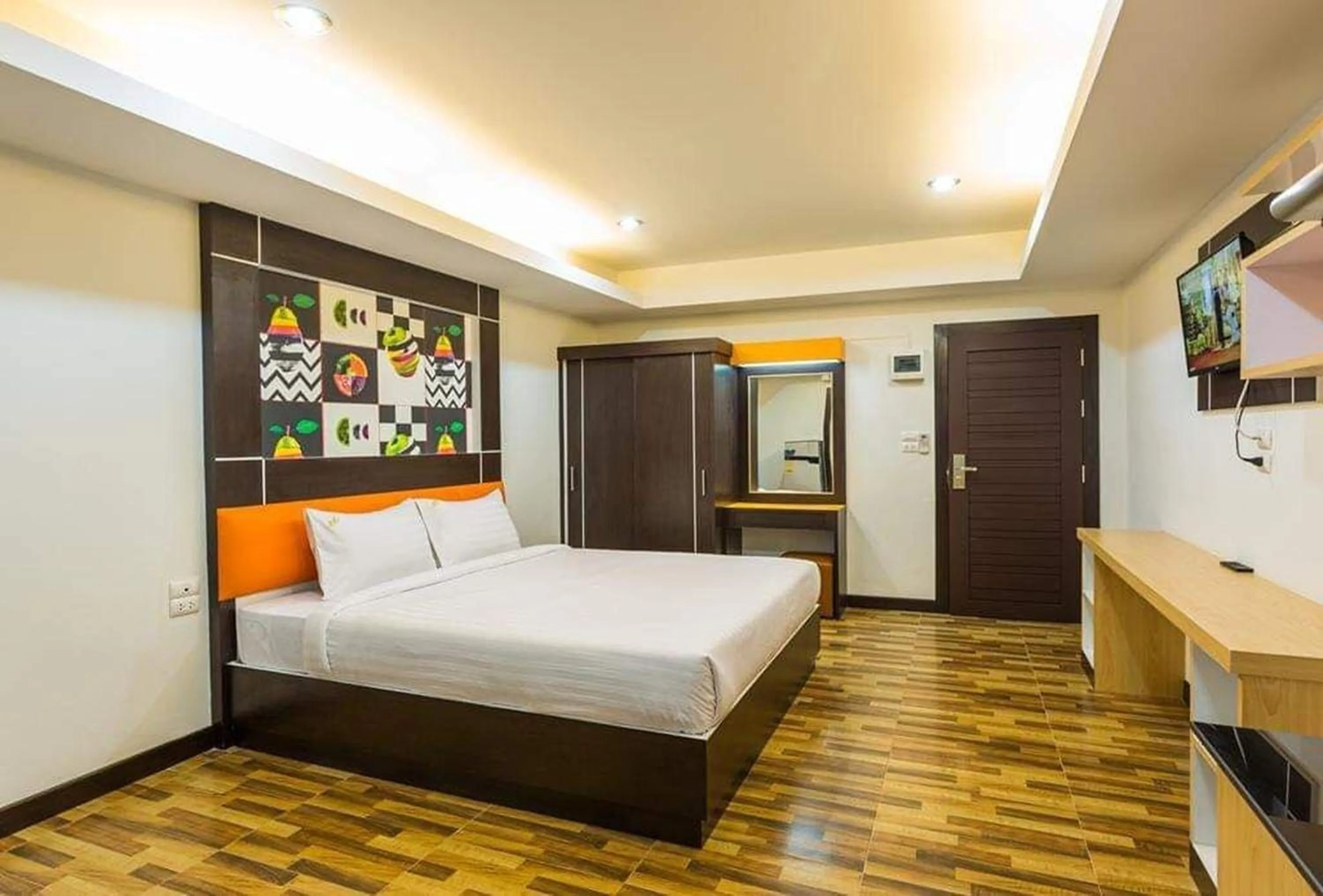 Bed in The Ring Residence