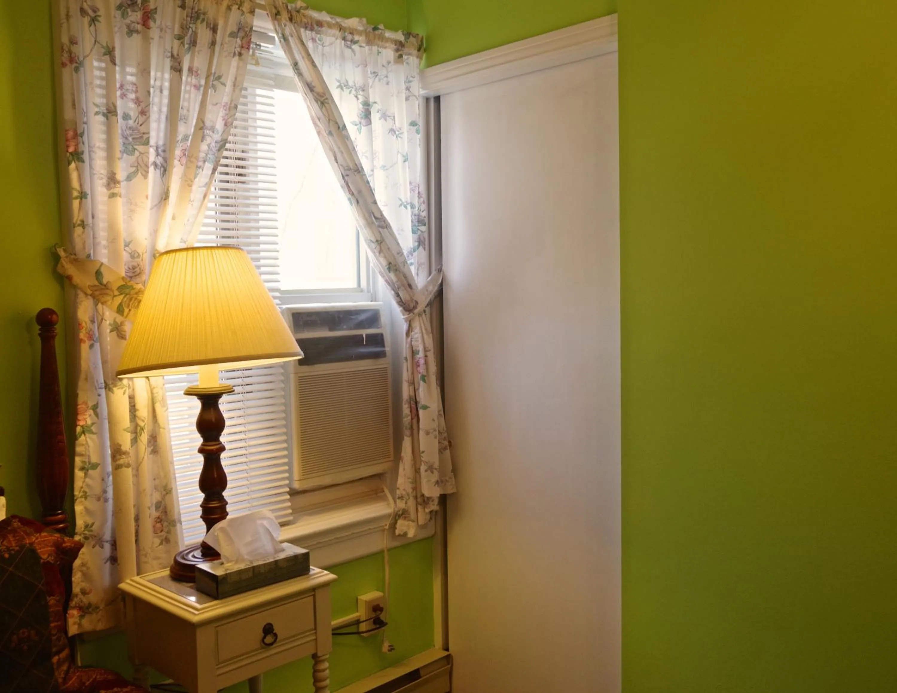 Bedroom in Braeside Country Inn